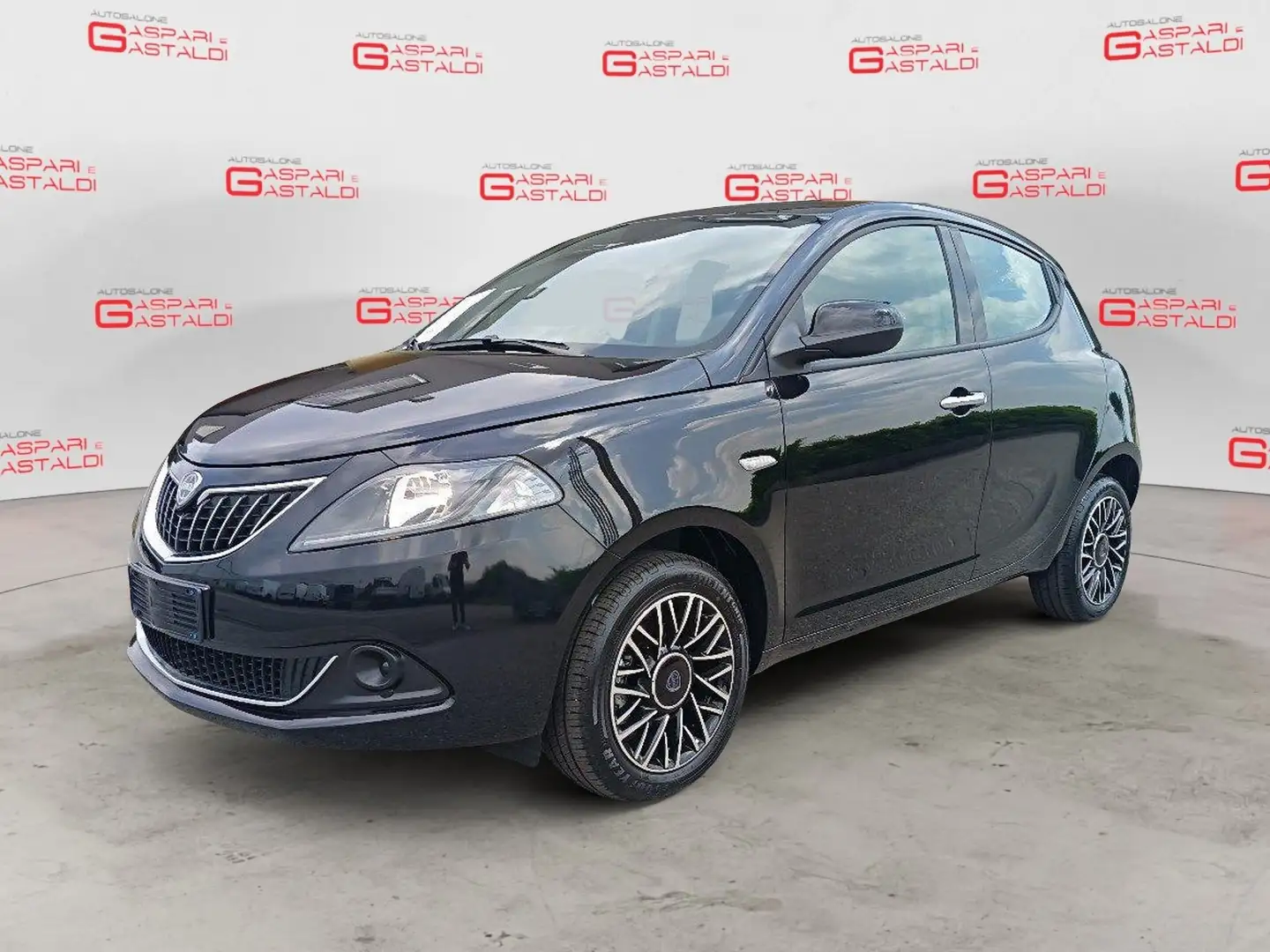 Lancia Ypsilon 1.2 69 CV 5 porte GPL Ecochic KM ZERO Fekete - 1