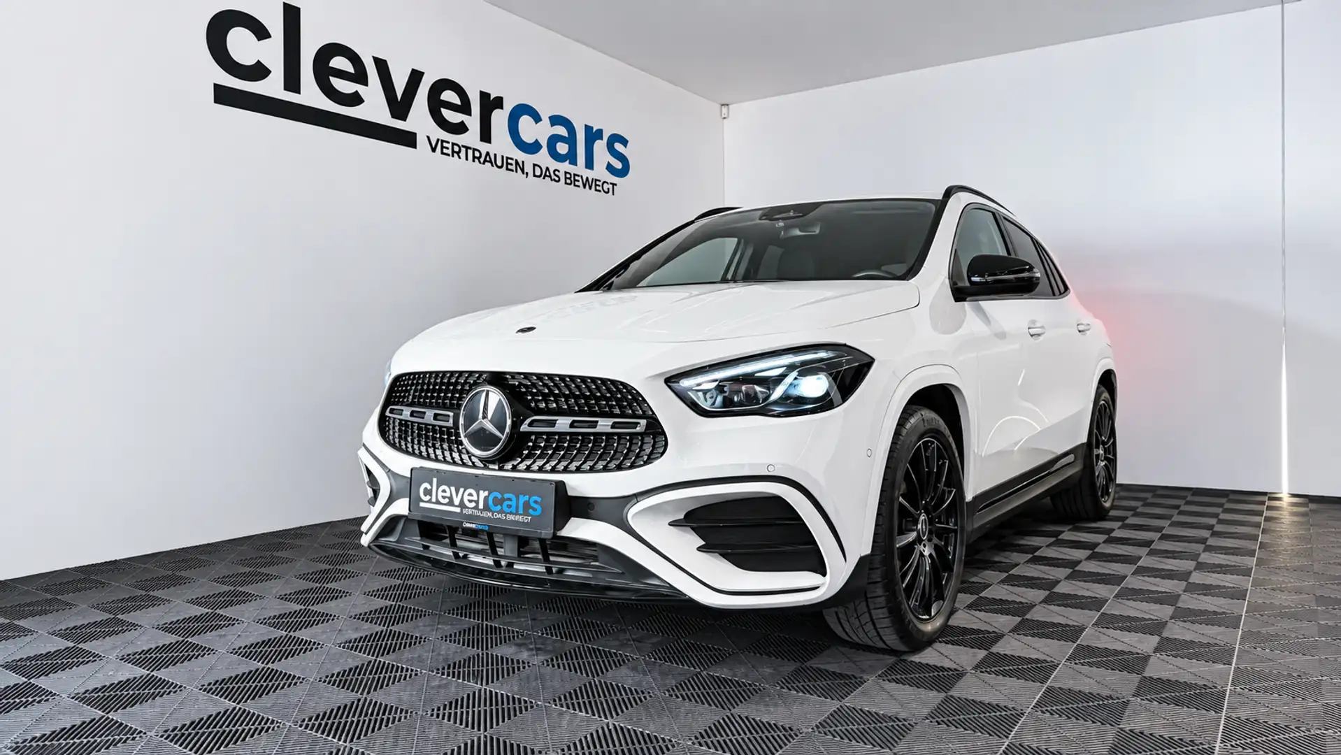 Mercedes-Benz GLA 220 GLA-Klasse GLA 220 d 4Matic AMG Line (EURO 6e) Weiß - 2