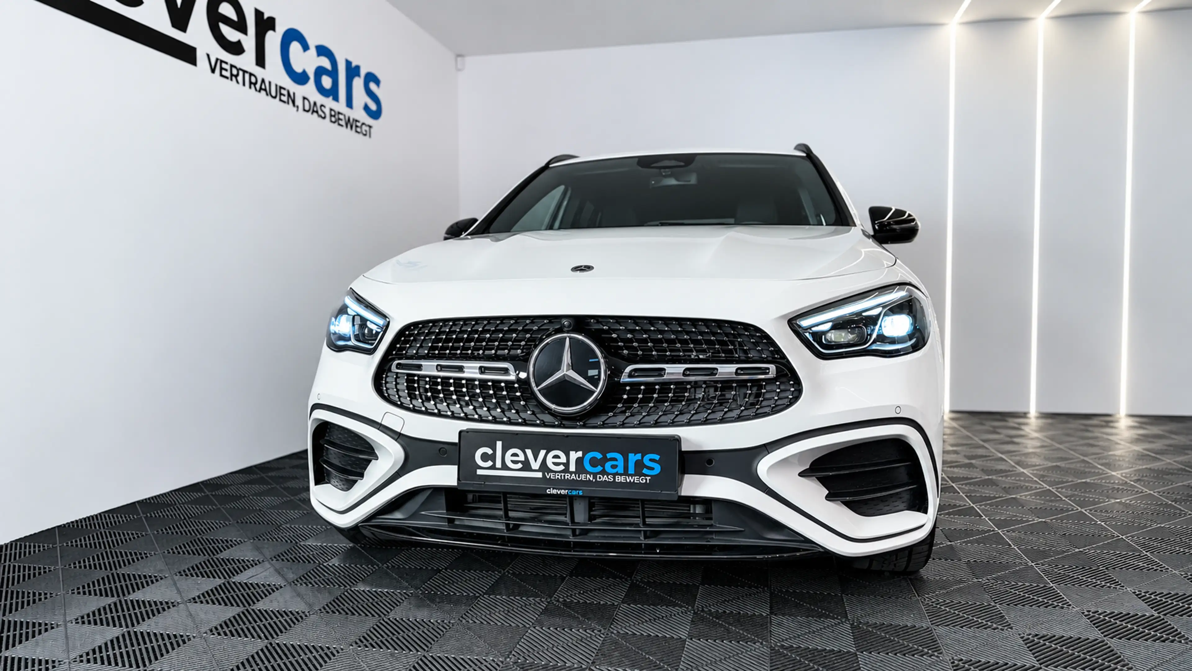 Mercedes-Benz GLA 220 GLA-Klasse GLA 220 d 4Matic AMG Line (EURO 6e) — photo 4