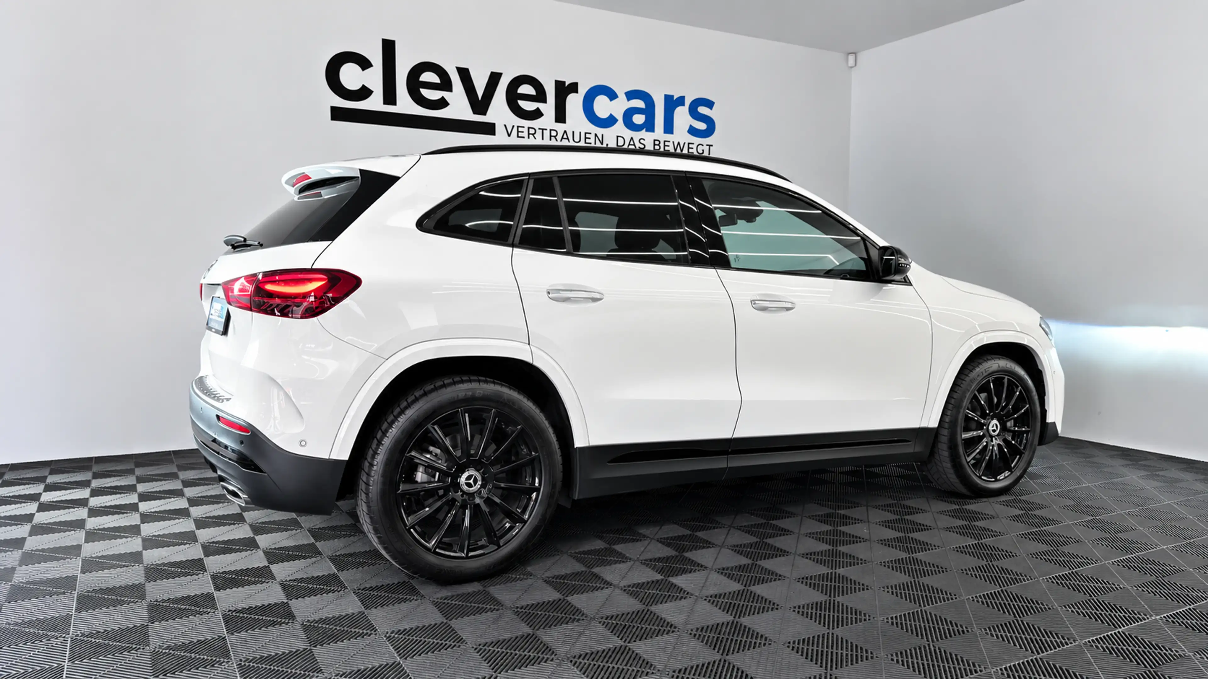 Mercedes-Benz GLA 220 GLA-Klasse GLA 220 d 4Matic AMG Line (EURO 6e) — photo 7