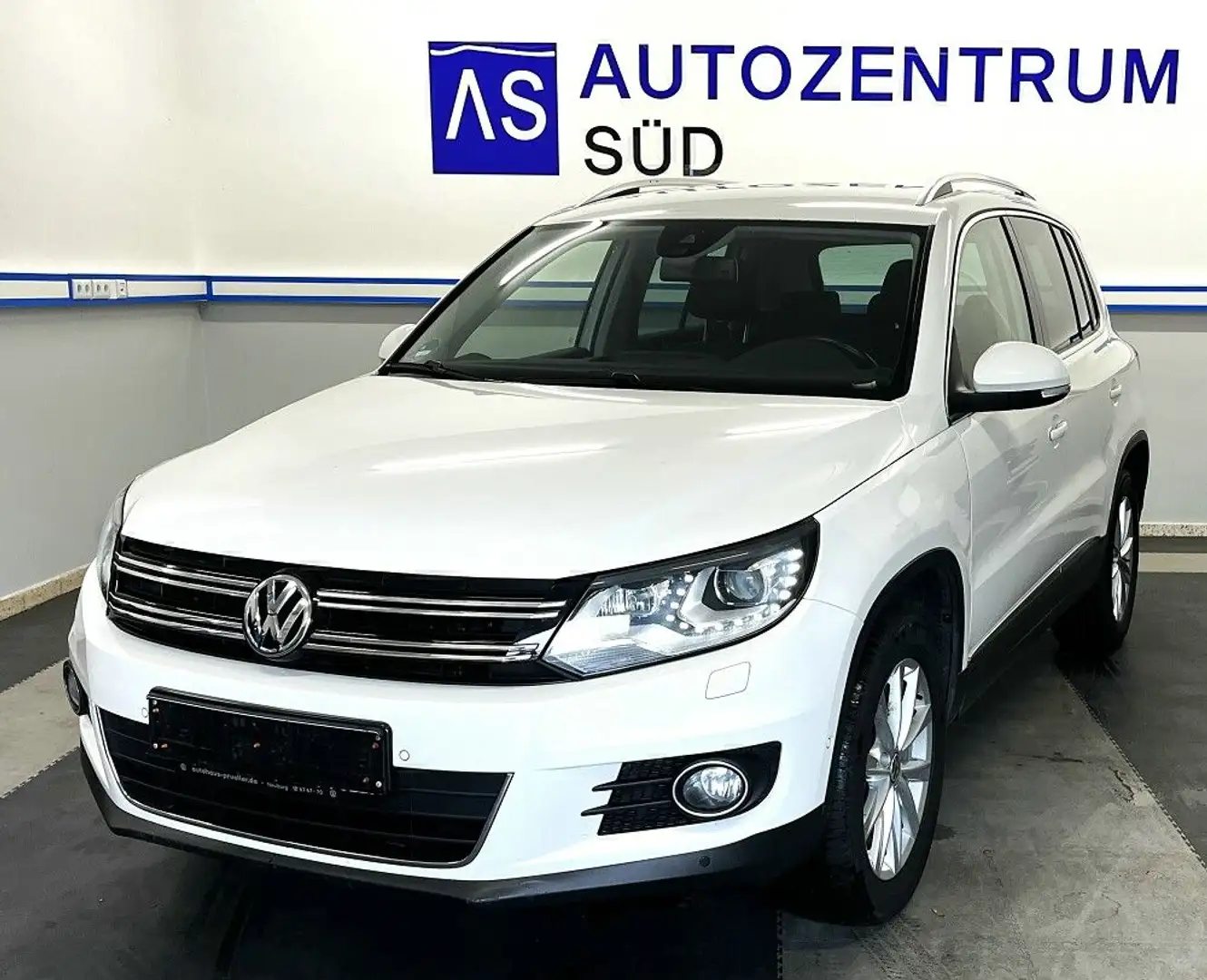 Volkswagen Tiguan Sport & Style 4Motion KAM Wit - 1