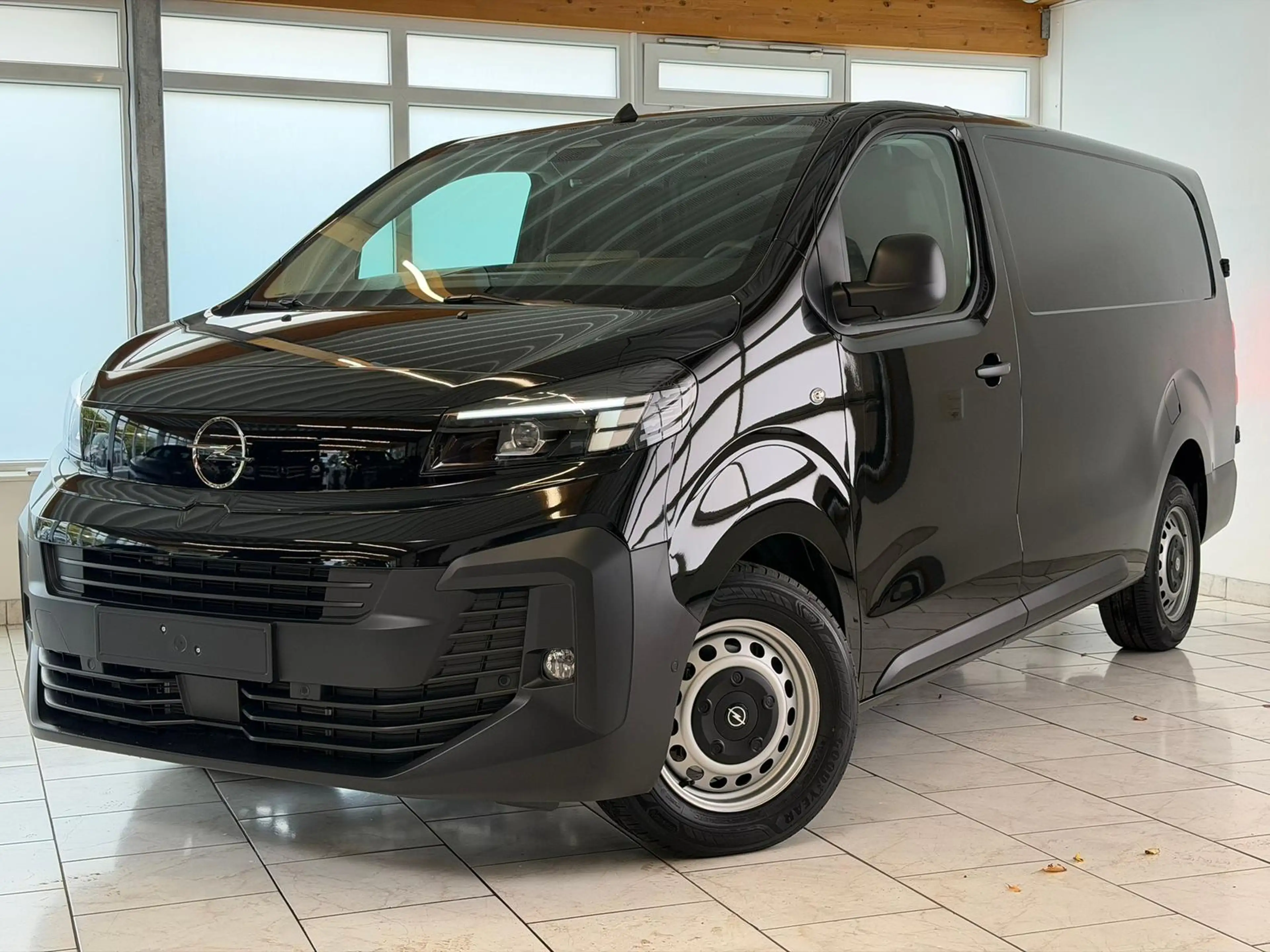 Opel Vivaro Cargo XL - CarPlay/AHK/ACC/Kamera/SHZ