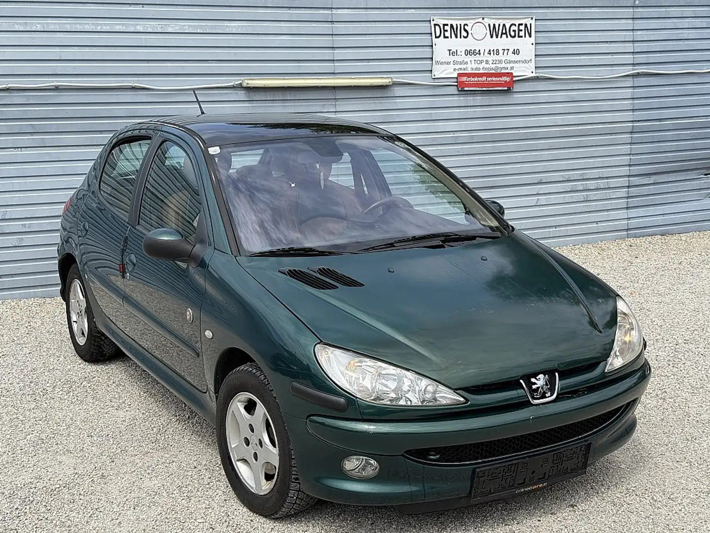 Peugeot 206 Roland Garros 1,6 16V Tiptronic Grün - 1