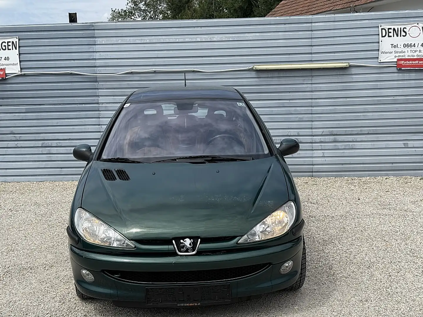 Peugeot 206 Roland Garros 1,6 16V Tiptronic Grün - 2