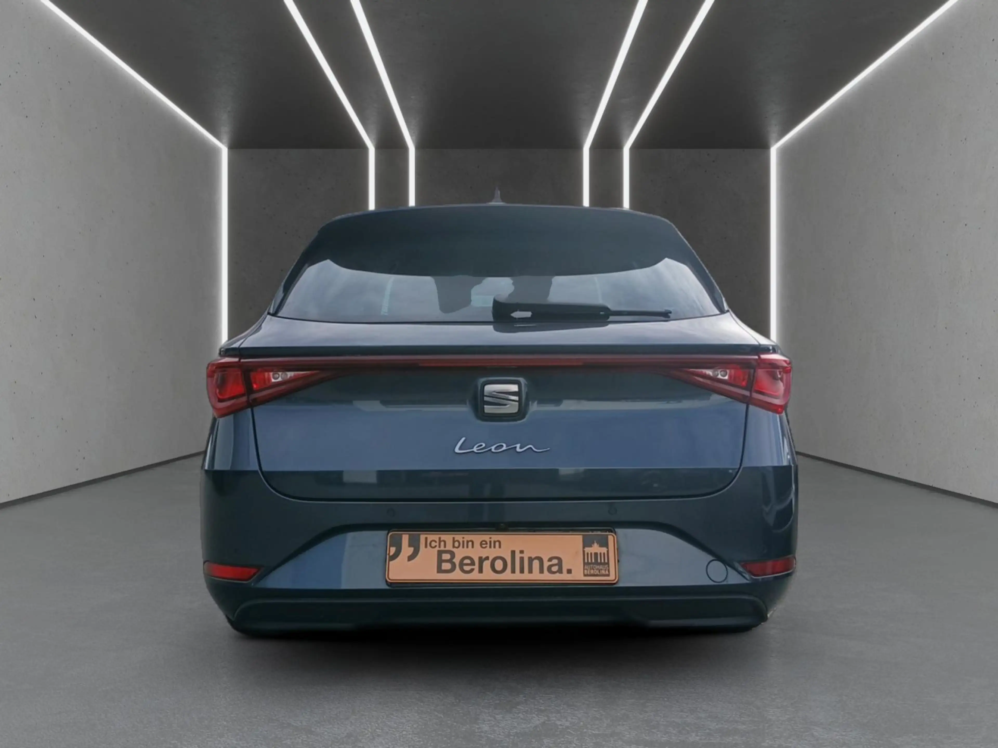 SEAT Leon ST 1.5 eTSI Xcellence DSG *AHK*ACC*R-CAM* — photo 6
