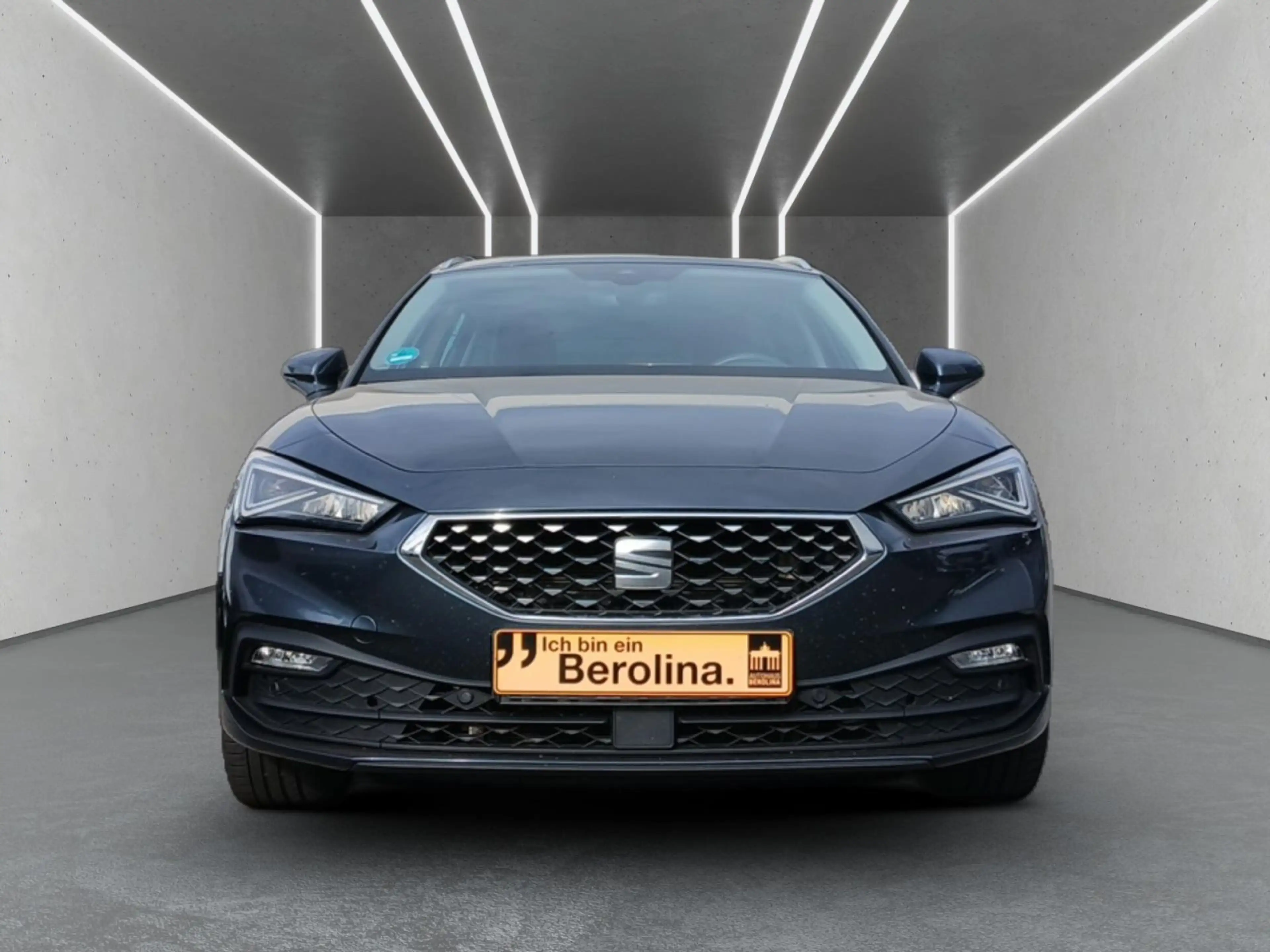 SEAT Leon ST 1.5 eTSI Xcellence DSG *AHK*ACC*R-CAM* — photo 5