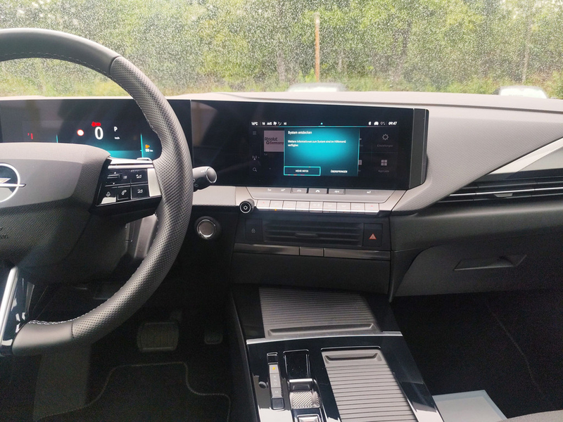 Opel Astra L Sports Tourer 1.2 GS W-LAN LED 360° — photo 10