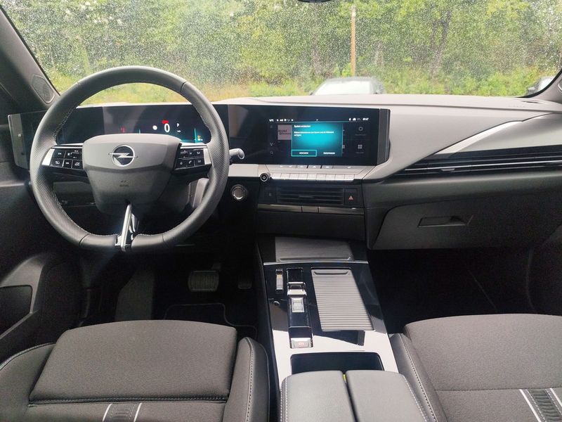 Opel Astra L Sports Tourer 1.2 GS W-LAN LED 360° — photo 9