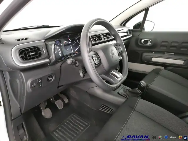 Citroen C3 view 11
