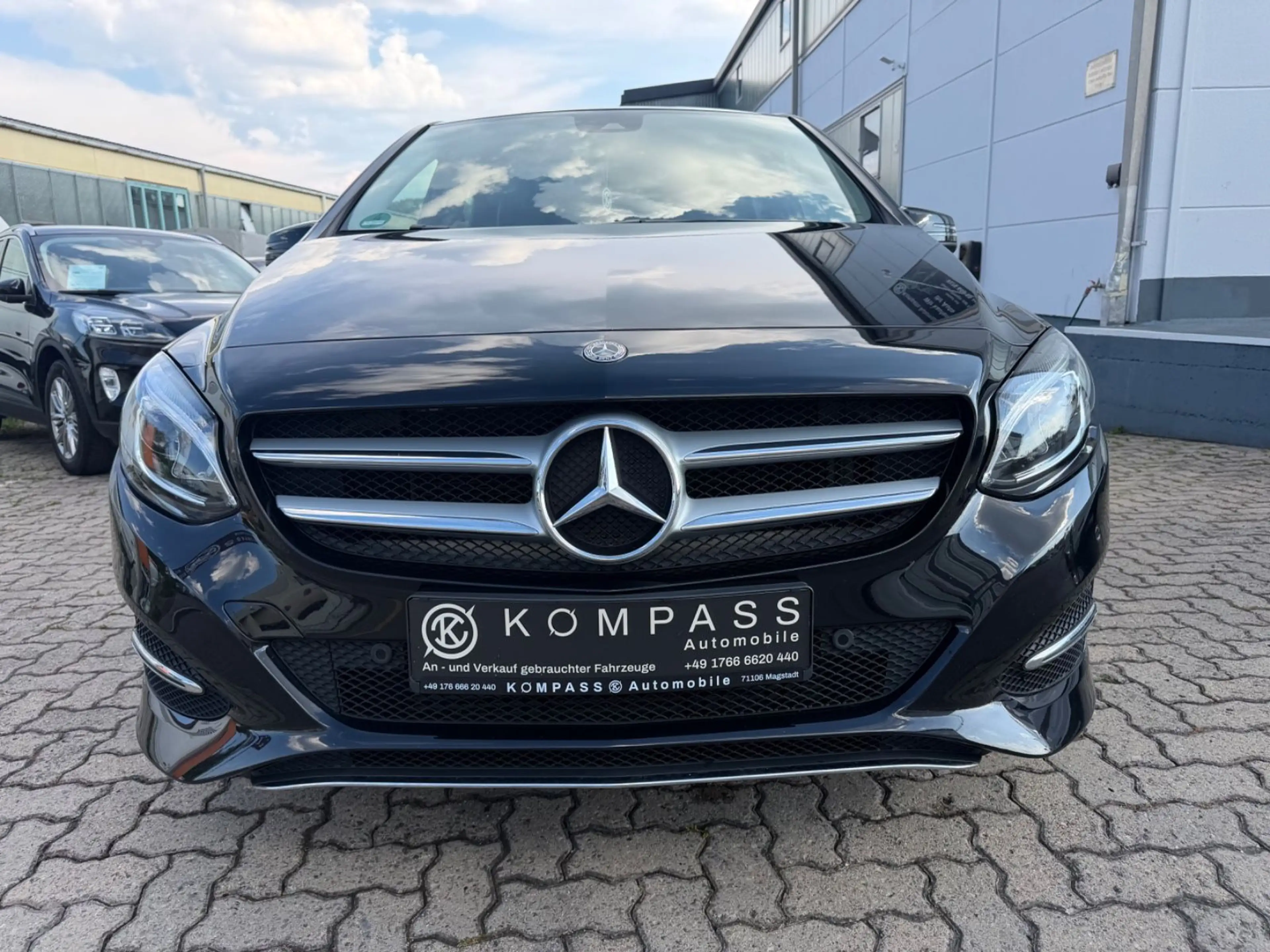 Mercedes-Benz B 250 Urban Style Edition — photo 8
