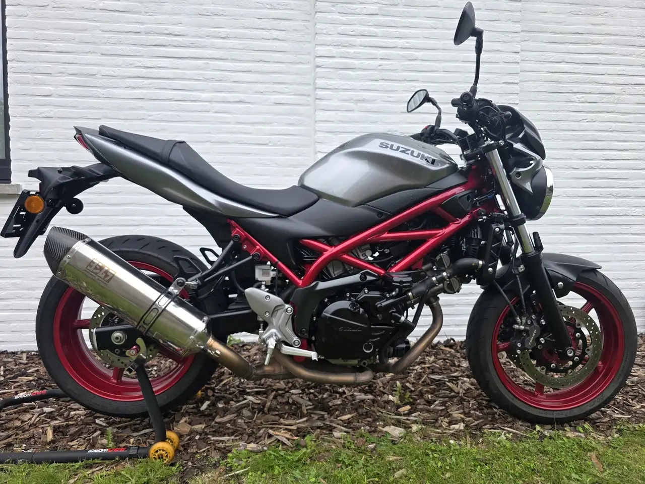 Suzuki SV 650