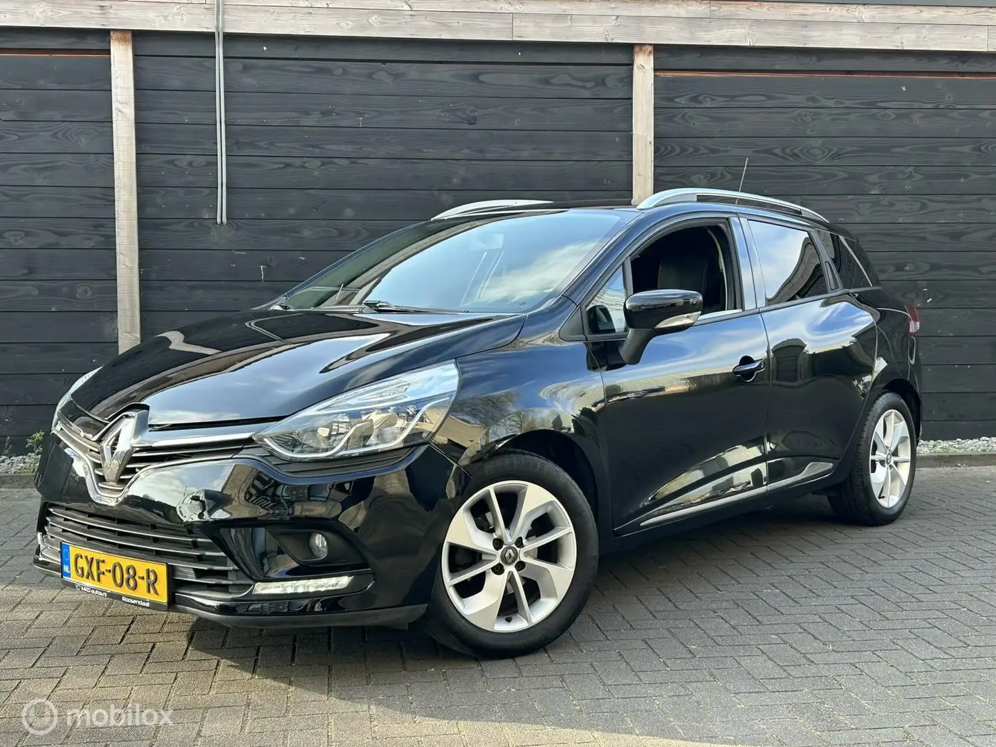 Renault Clio Estate 0.9 TCe Limited LM / FM nav / parkeersensor Zwart - 1