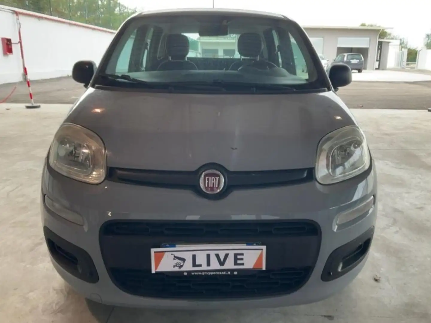 Fiat Panda Panda III 1.0 hybrid Easy s Grijs - 2