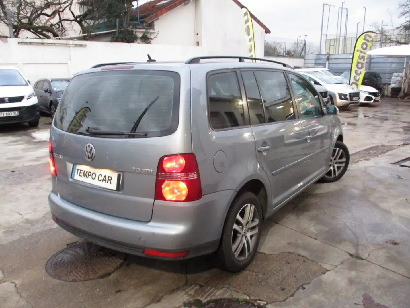 Volkswagen Touran 2.0 16S TDI 140 Confortline Grigio - 2