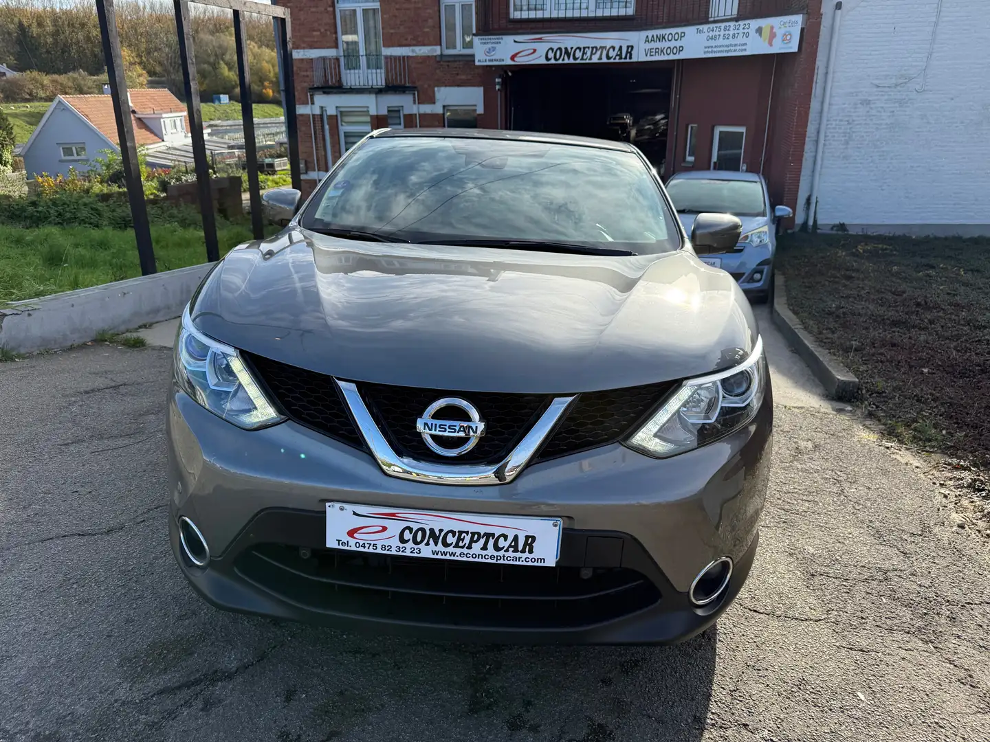 Nissan Qashqai Qashqai 1.2 DIG-T 2WD Business Edition/ GARANTIE / Argent - 2