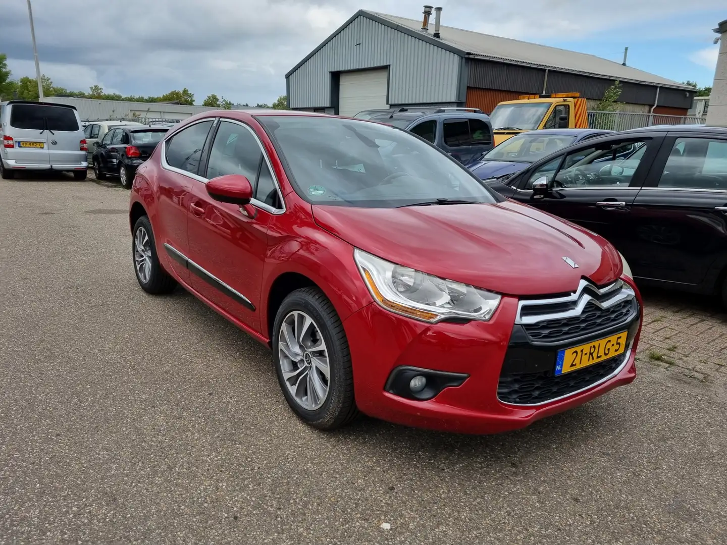 Citroen DS4 1.6 VTi Chic Clima! Bj:2011 NAP! Rot - 2