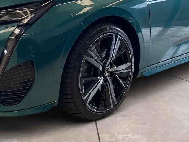 Peugeot 308 SW view 15