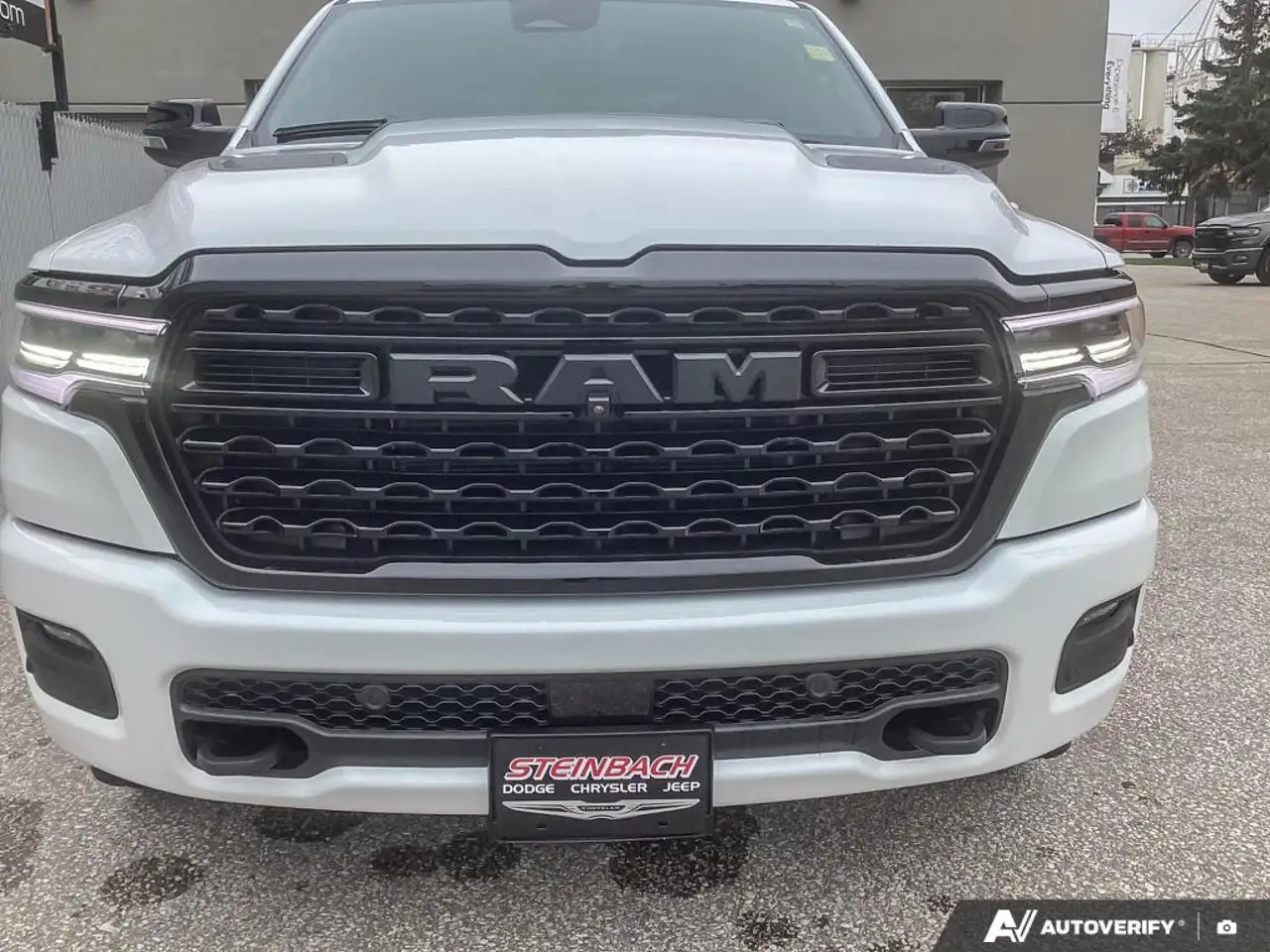 RAM 1500 снимка RAM 1500