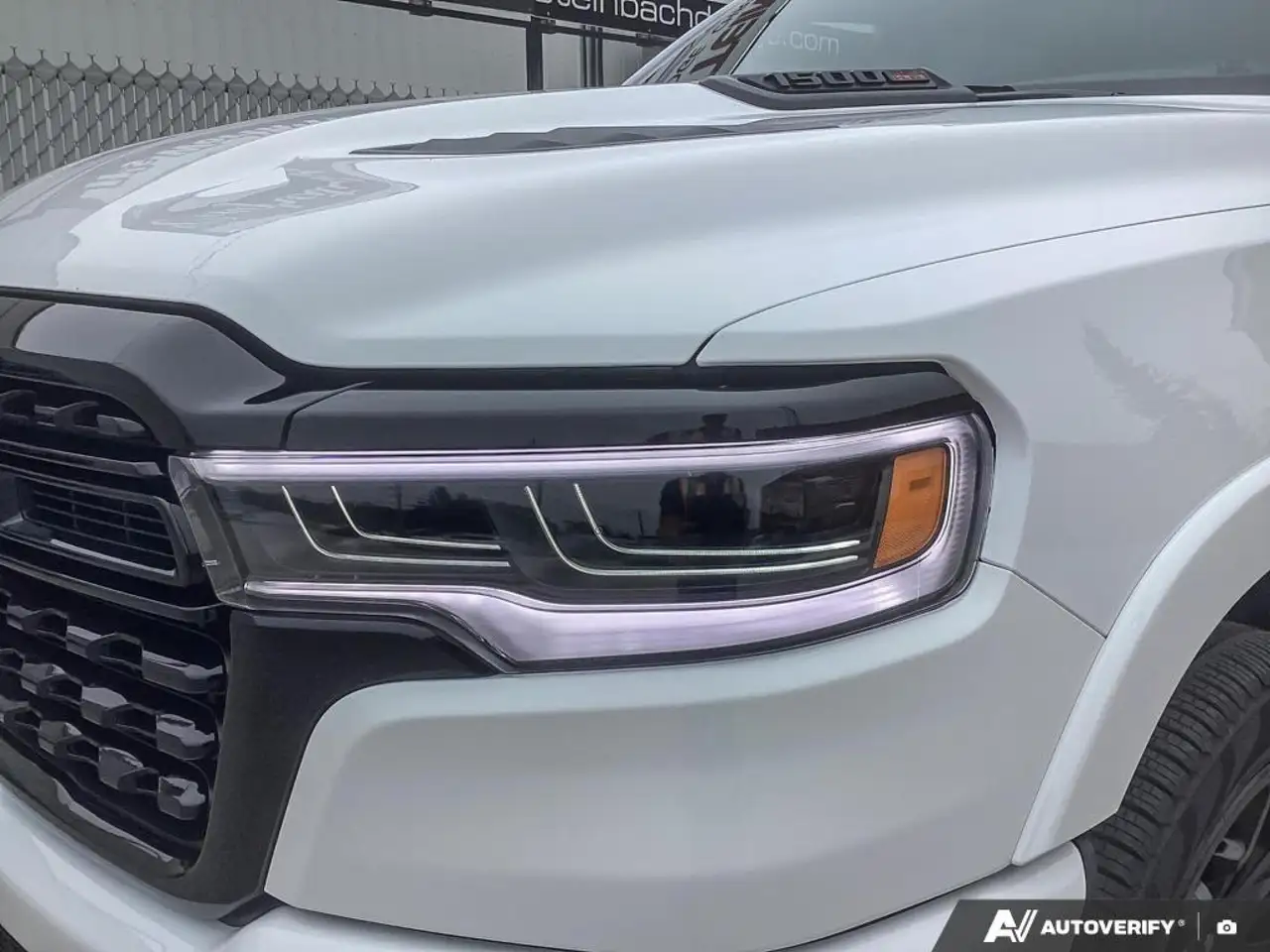 RAM 1500 снимка RAM 1500