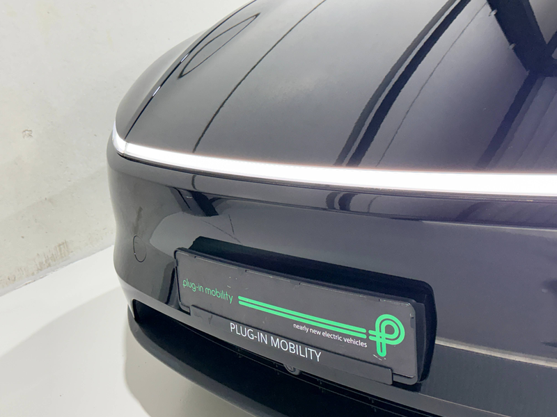 Tesla Model Y Model Y 83.1 kWh Long Range AWD — photo 15