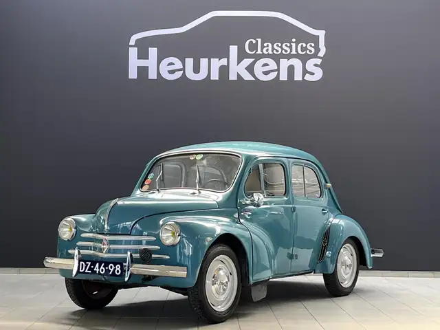 Renault 4CV