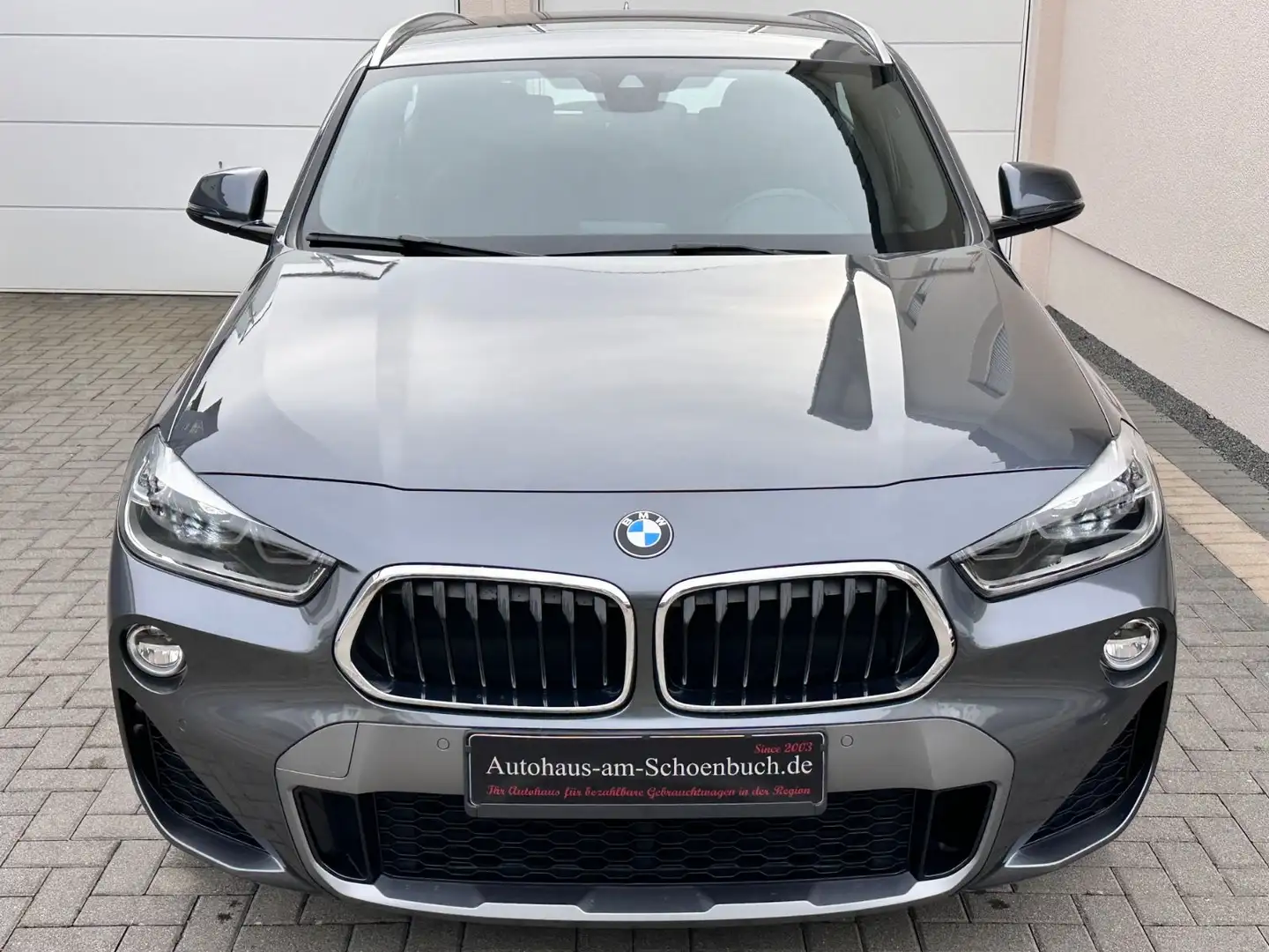 BMW X2 sDrive 18 i M Sport Paket  X Line*73.000km* Grau - 2