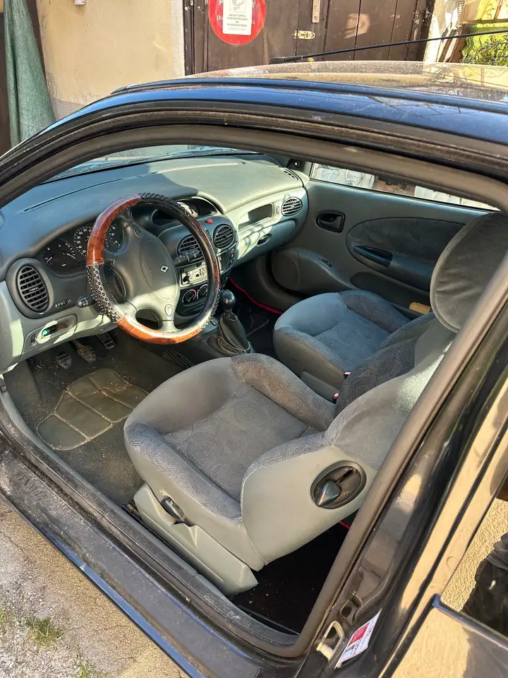Renault Mégane Coach 1.6 90 CV – 68.503 km originali – Youngtimer, foto 5