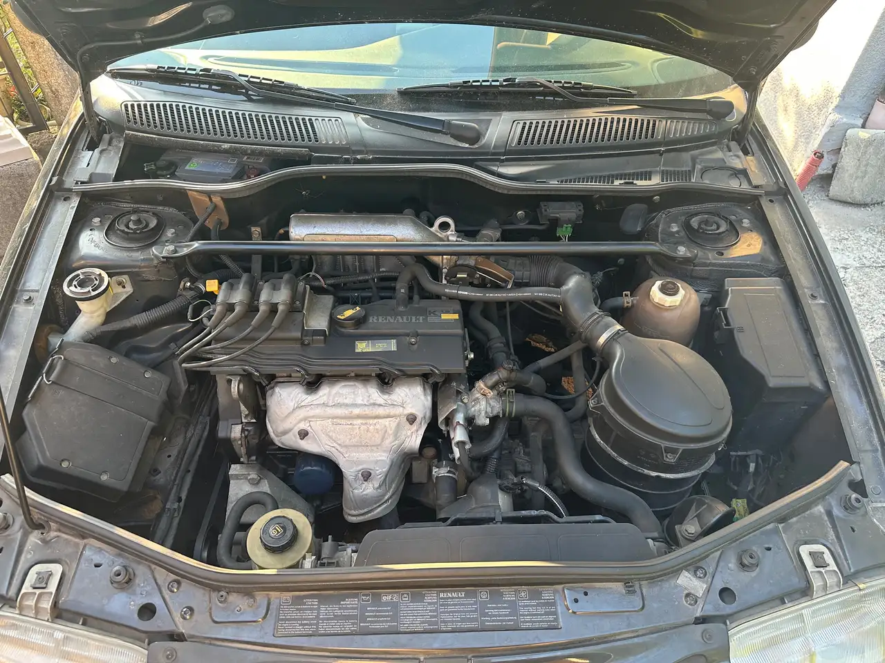 Renault Mégane Coach 1.6 90 CV – 68.503 km originali – Youngtimer, foto 10