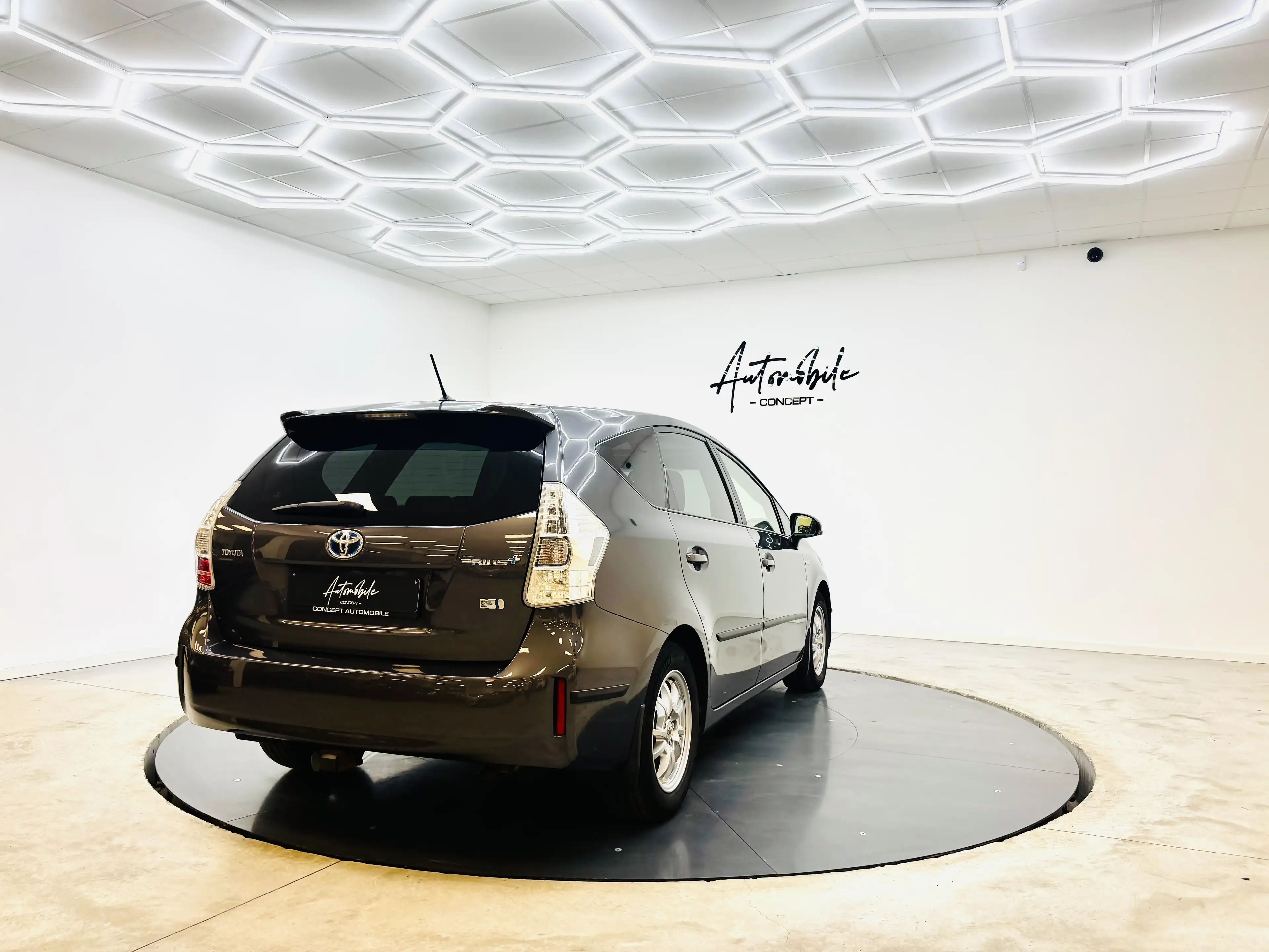 Toyota Prius+ ✅1AN GARANTIE✅7 PLACES✅BOITE AUTO✅CAMERA D — photo 5