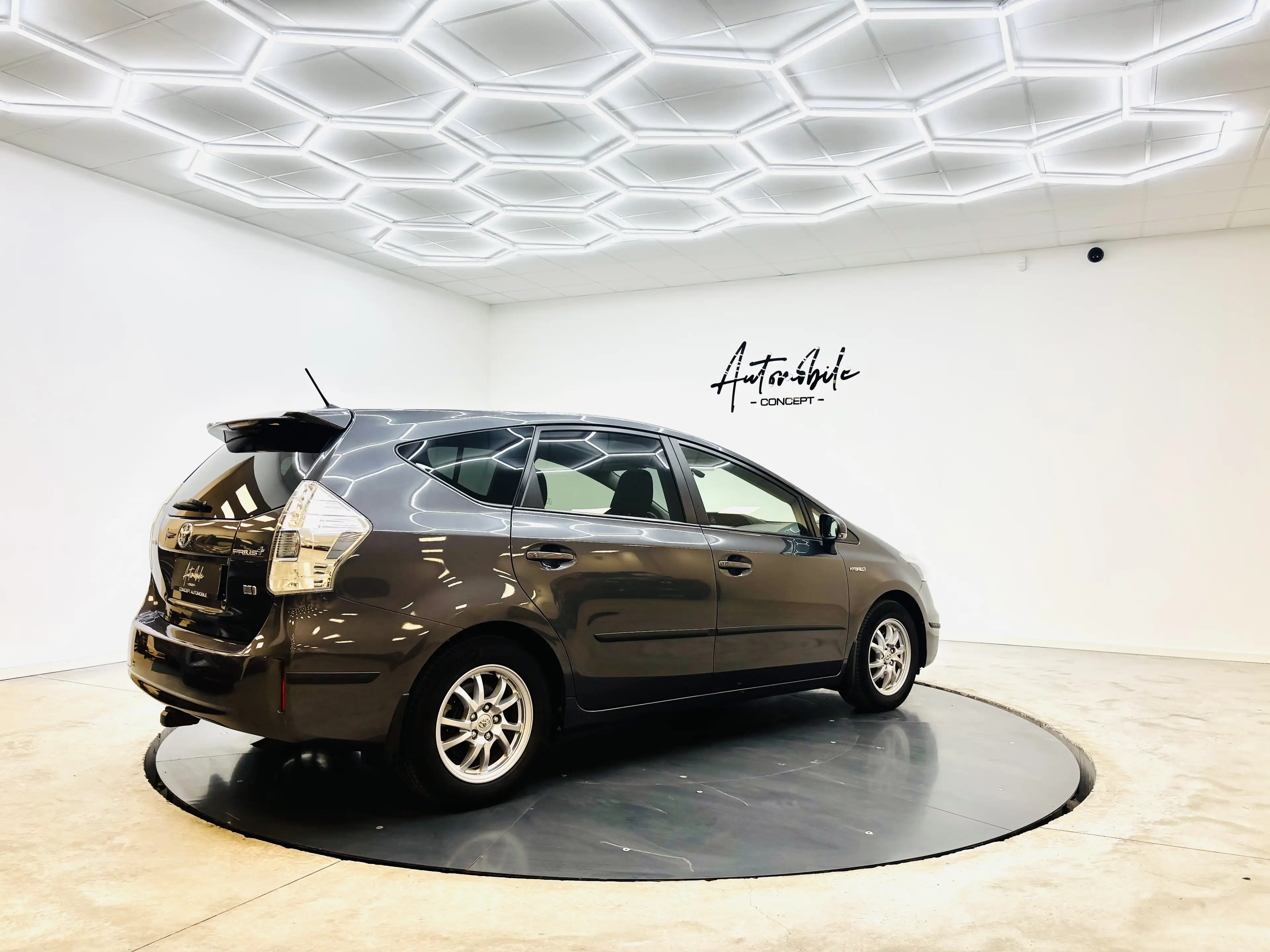 Toyota Prius+ ✅1AN GARANTIE✅7 PLACES✅BOITE AUTO✅CAMERA D — photo 4