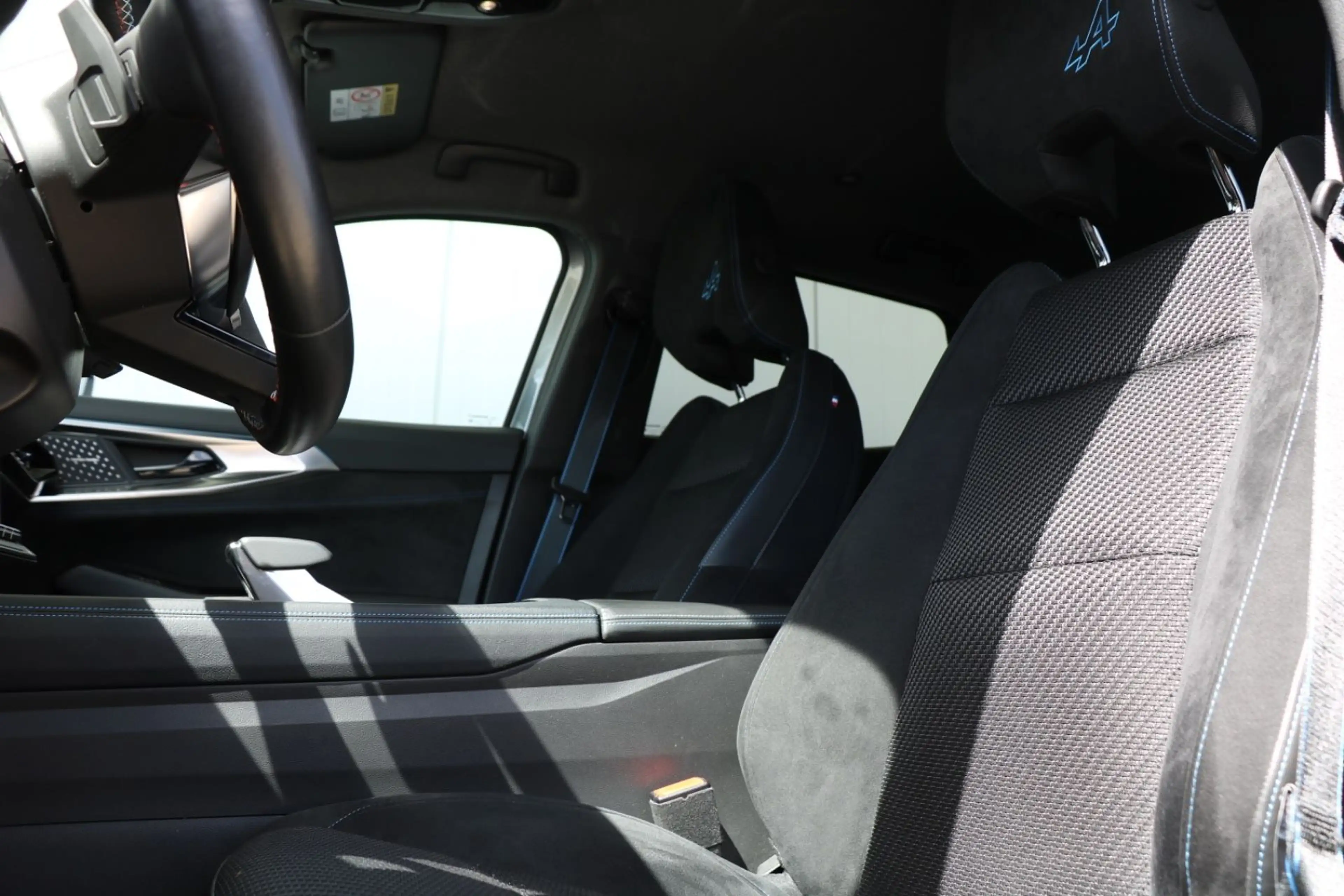 Renault Austral Iconic Esprit Alpine 200*360°*LED*ACC* — photo 8