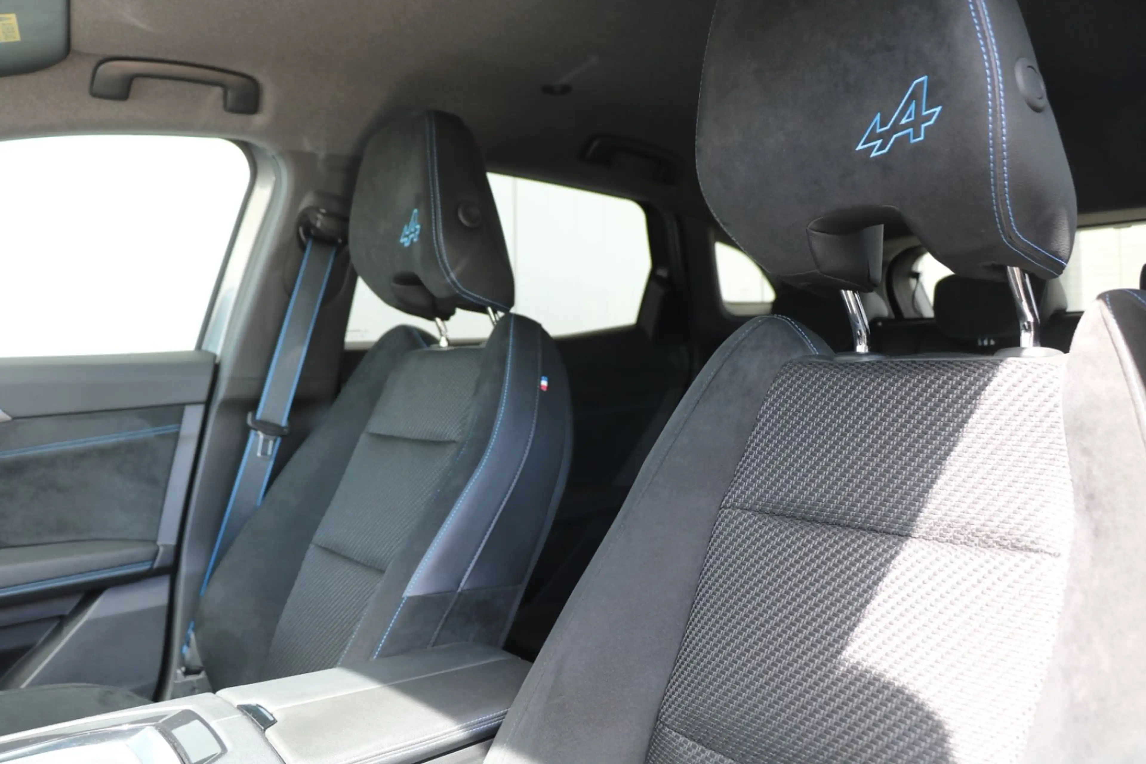 Renault Austral Iconic Esprit Alpine 200*360°*LED*ACC* — photo 9
