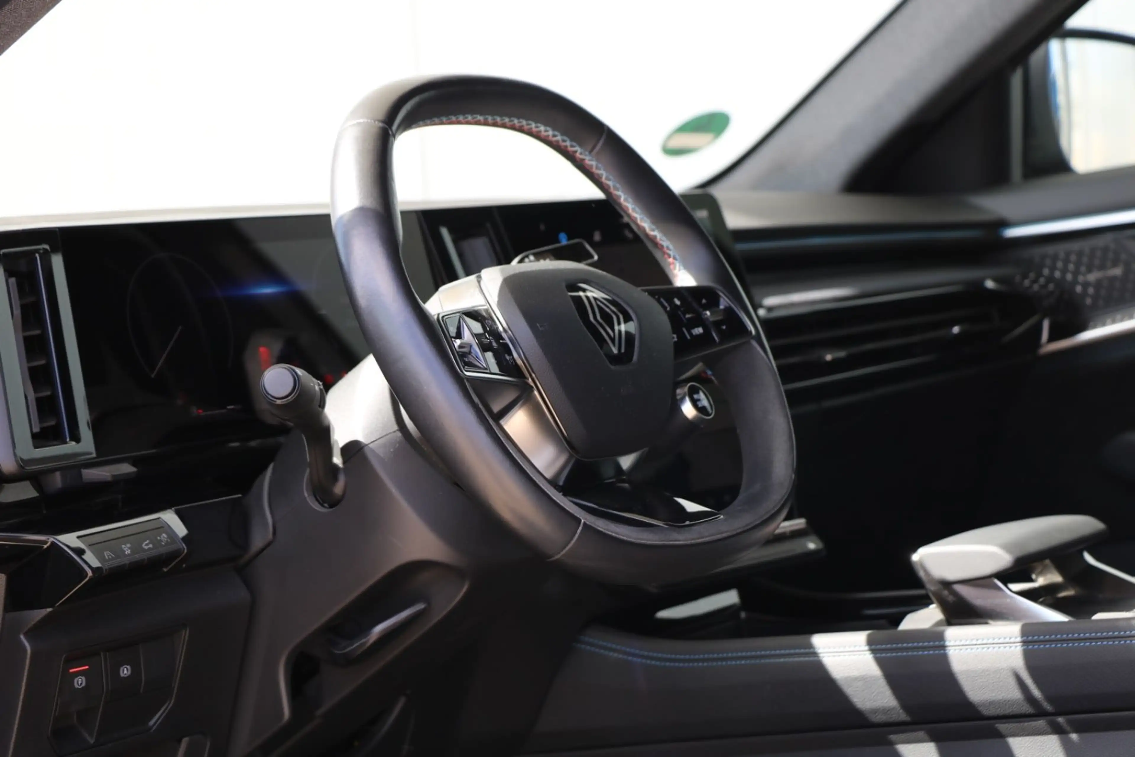 Renault Austral Iconic Esprit Alpine 200*360°*LED*ACC* — photo 6