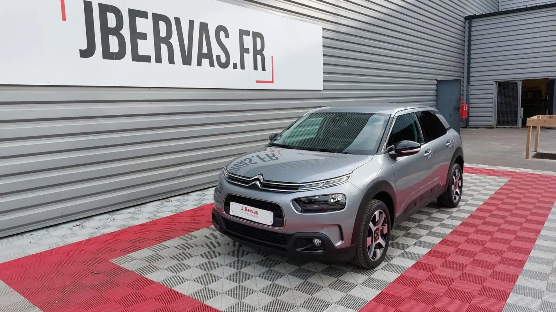 Citroen C4 Cactus PureTech 110 S&S BVM6 Shine Gris - 1