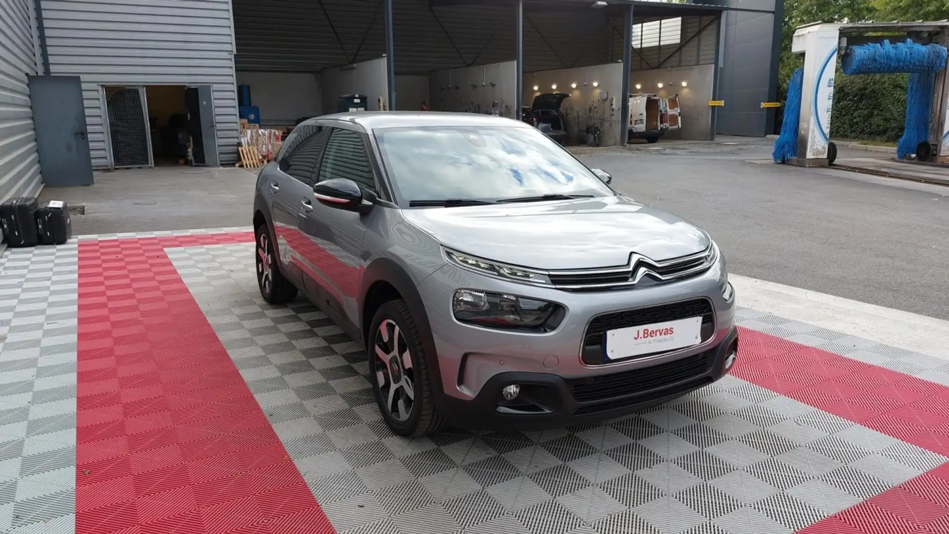Citroen C4 Cactus PureTech 110 S&S BVM6 Shine Gris - 2