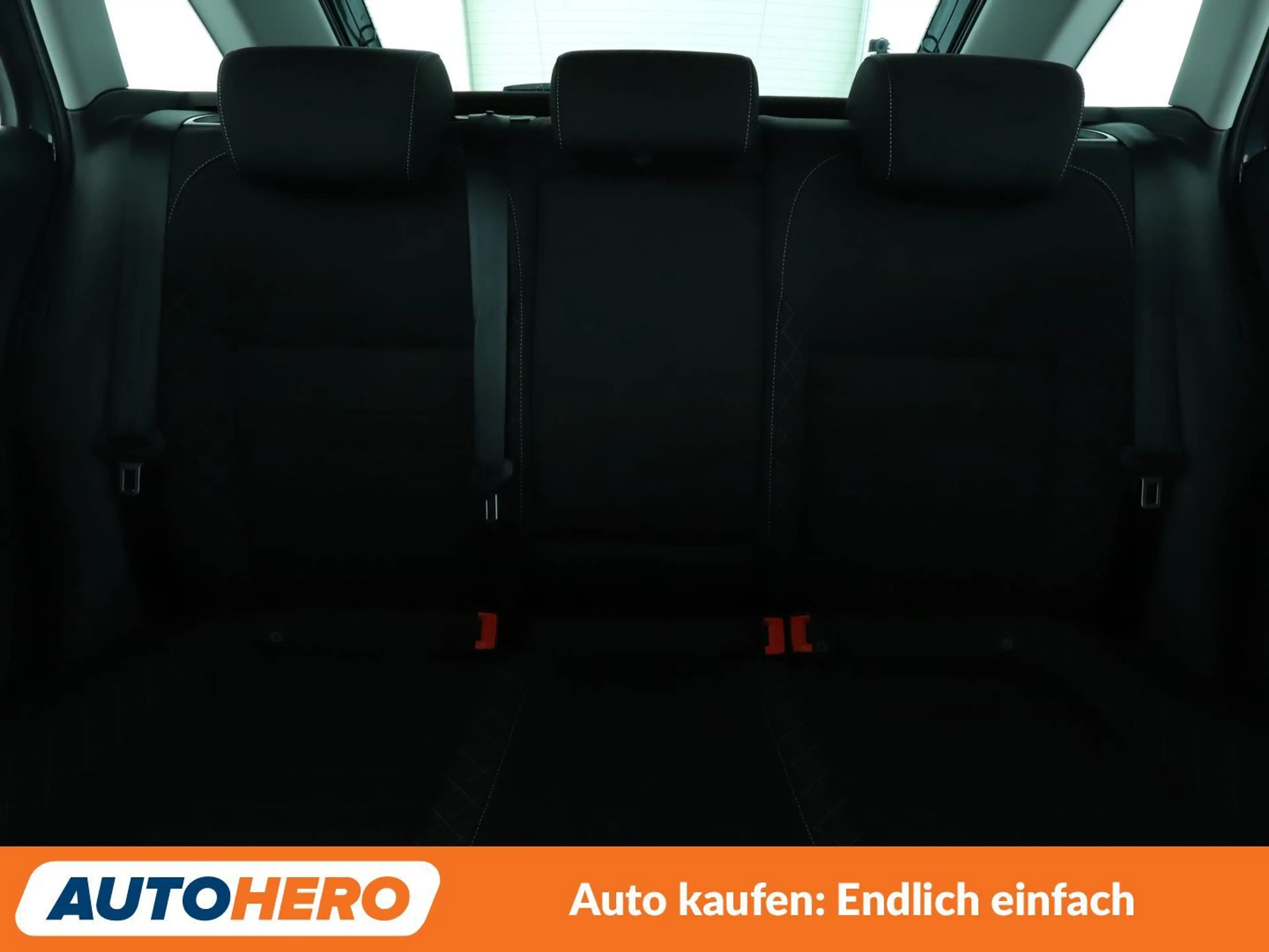 Skoda Rapid/Spaceback 1.0 TSI Style*NAVI*TEMPO*CAM*SHZ*PDC* — photo 15