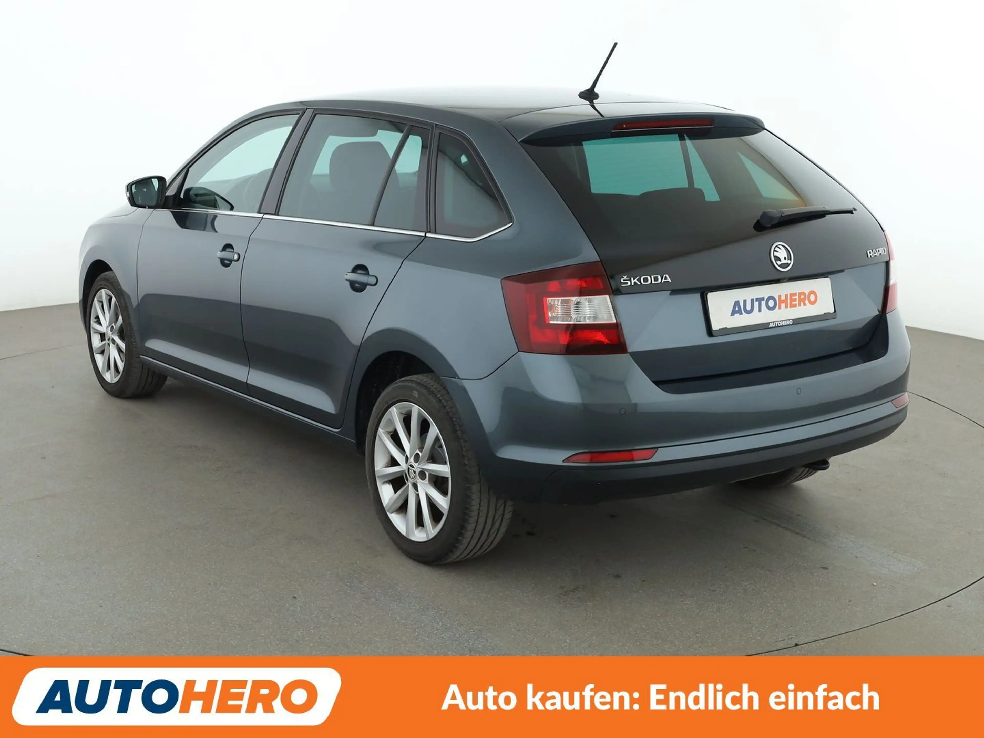 Skoda Rapid/Spaceback 1.0 TSI Style*NAVI*TEMPO*CAM*SHZ*PDC* — photo 4