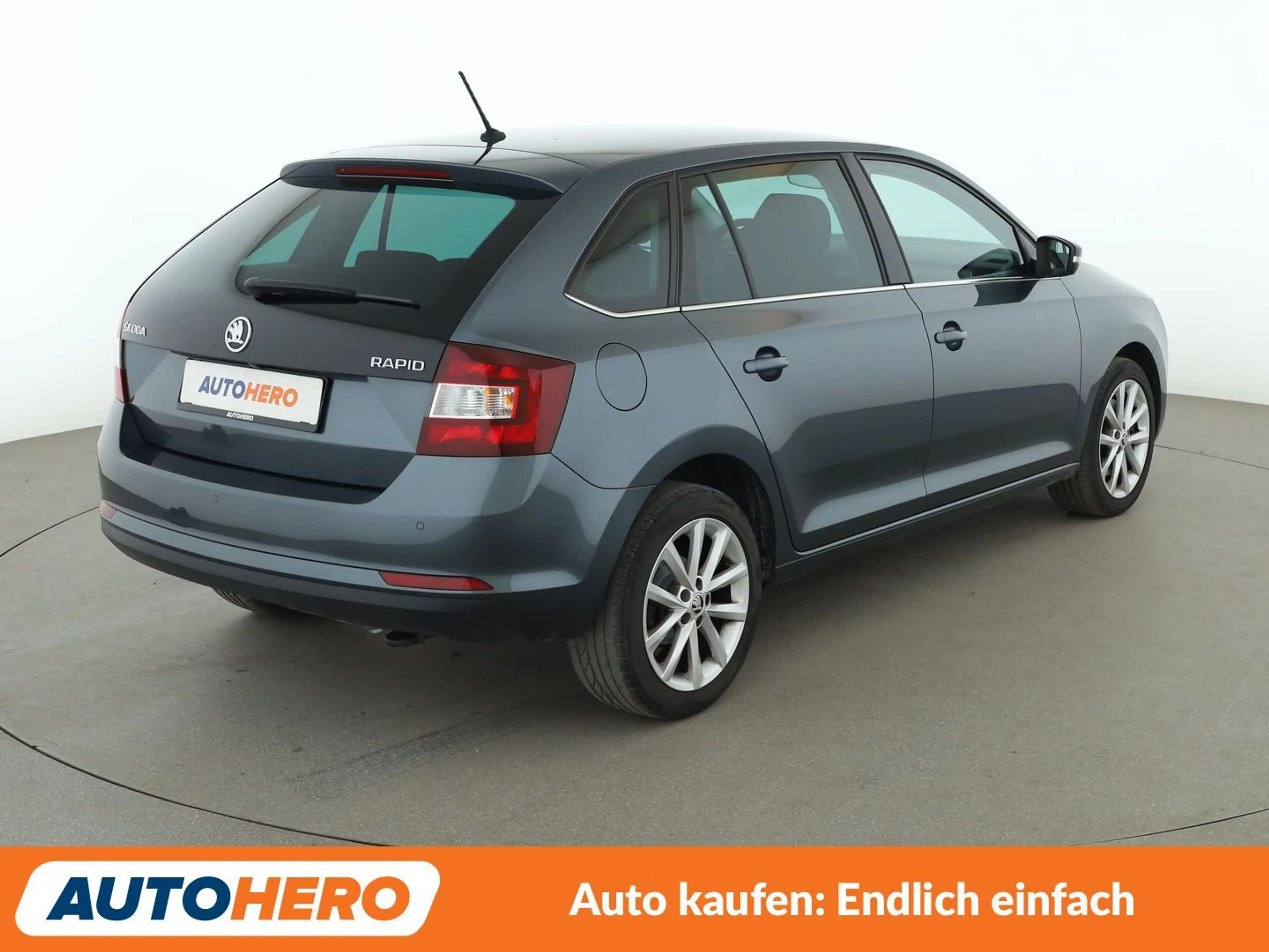 Skoda Rapid/Spaceback 1.0 TSI Style*NAVI*TEMPO*CAM*SHZ*PDC* — photo 6