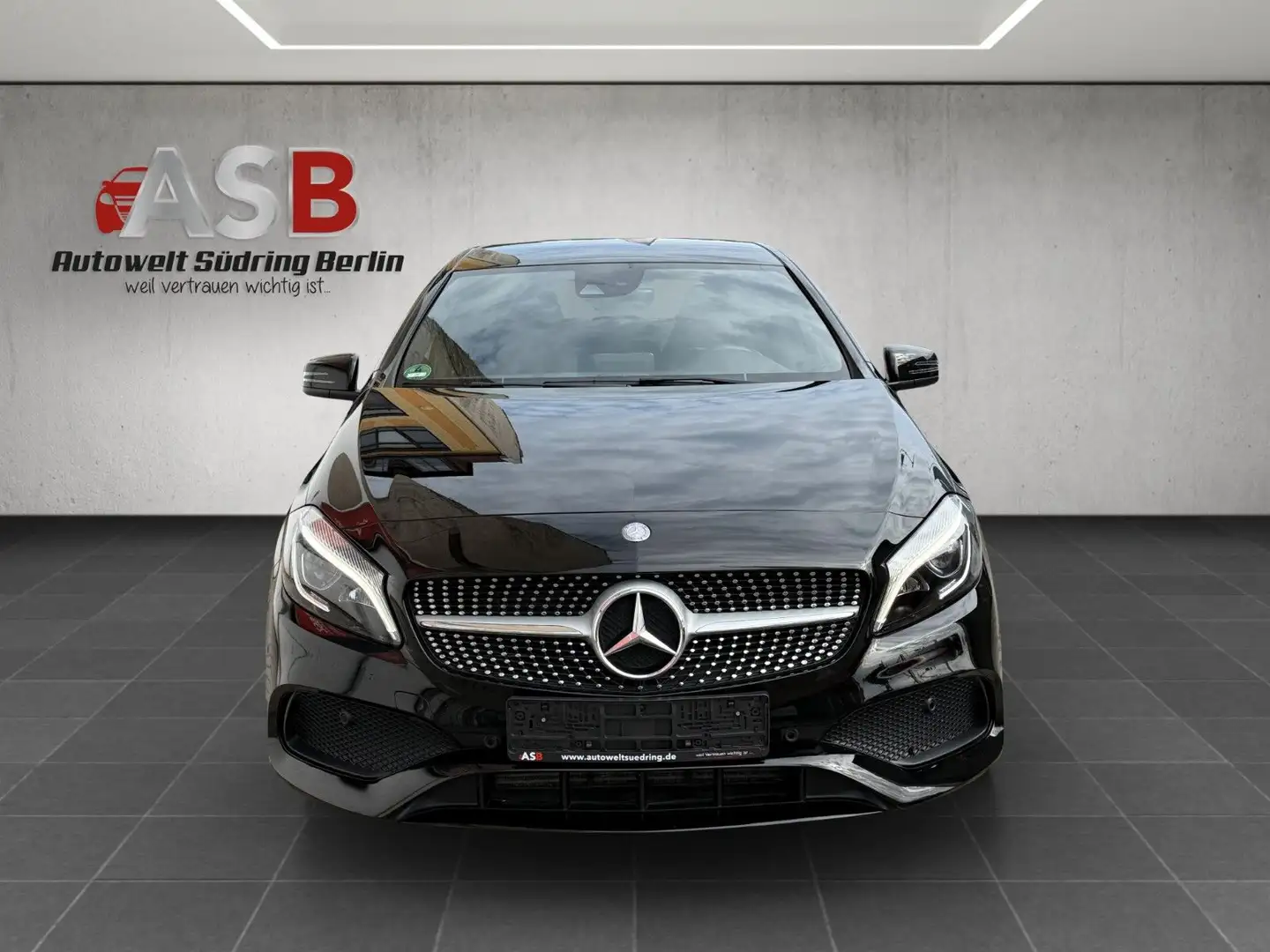 Mercedes-Benz A 200 AMG Line*ILS LED*Navi*Leder*Kamera* Noir - 2