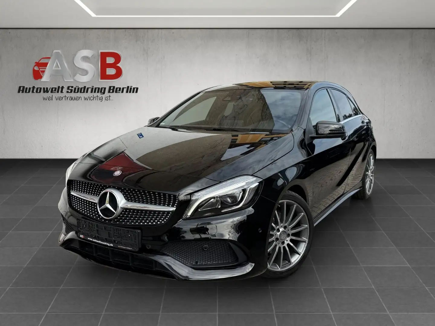 Mercedes-Benz A 200 AMG Line*ILS LED*Navi*Leder*Kamera* Noir - 1