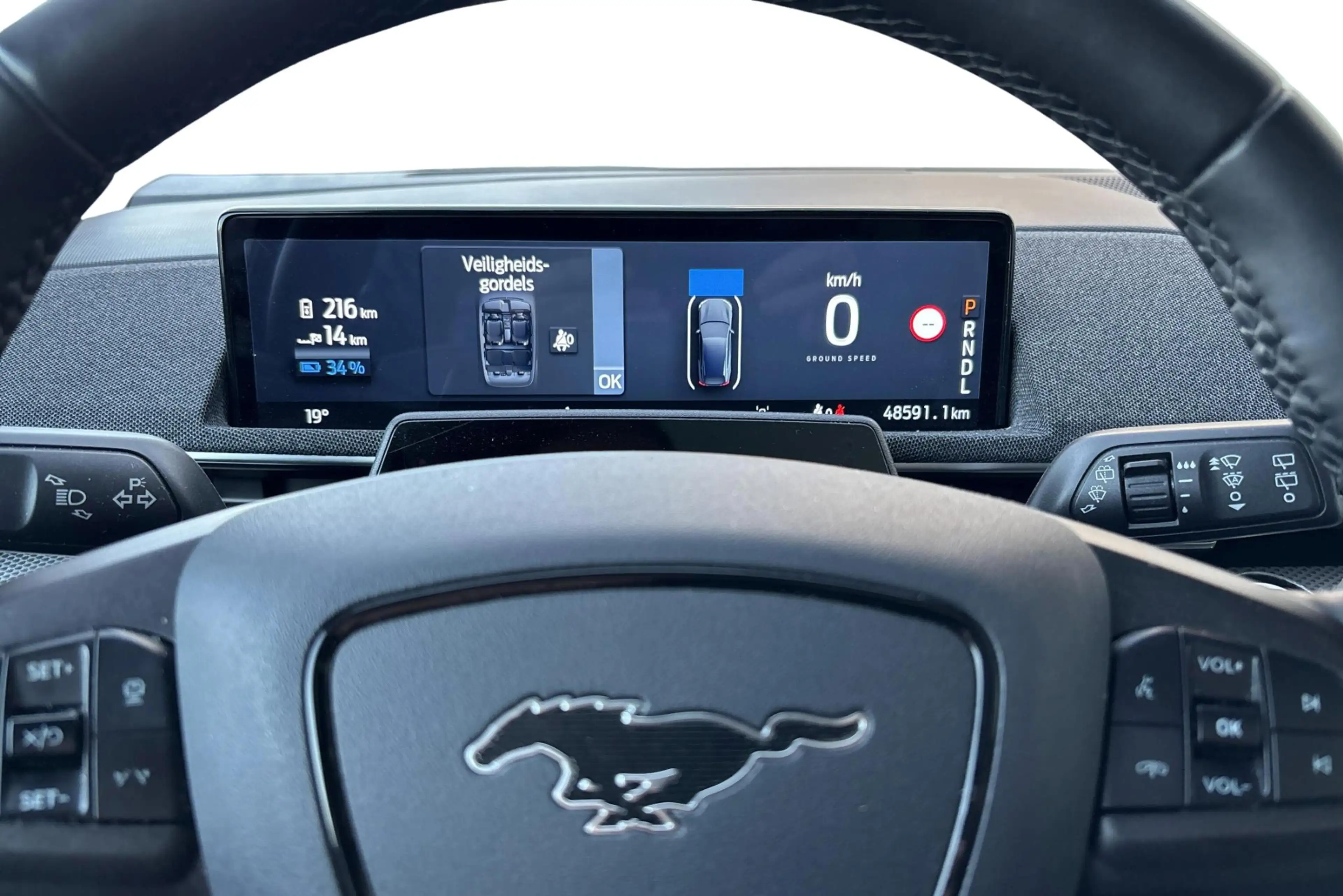 Ford Mustang Mach-E 99kWh 216kW Extended Range RWD — photo 12