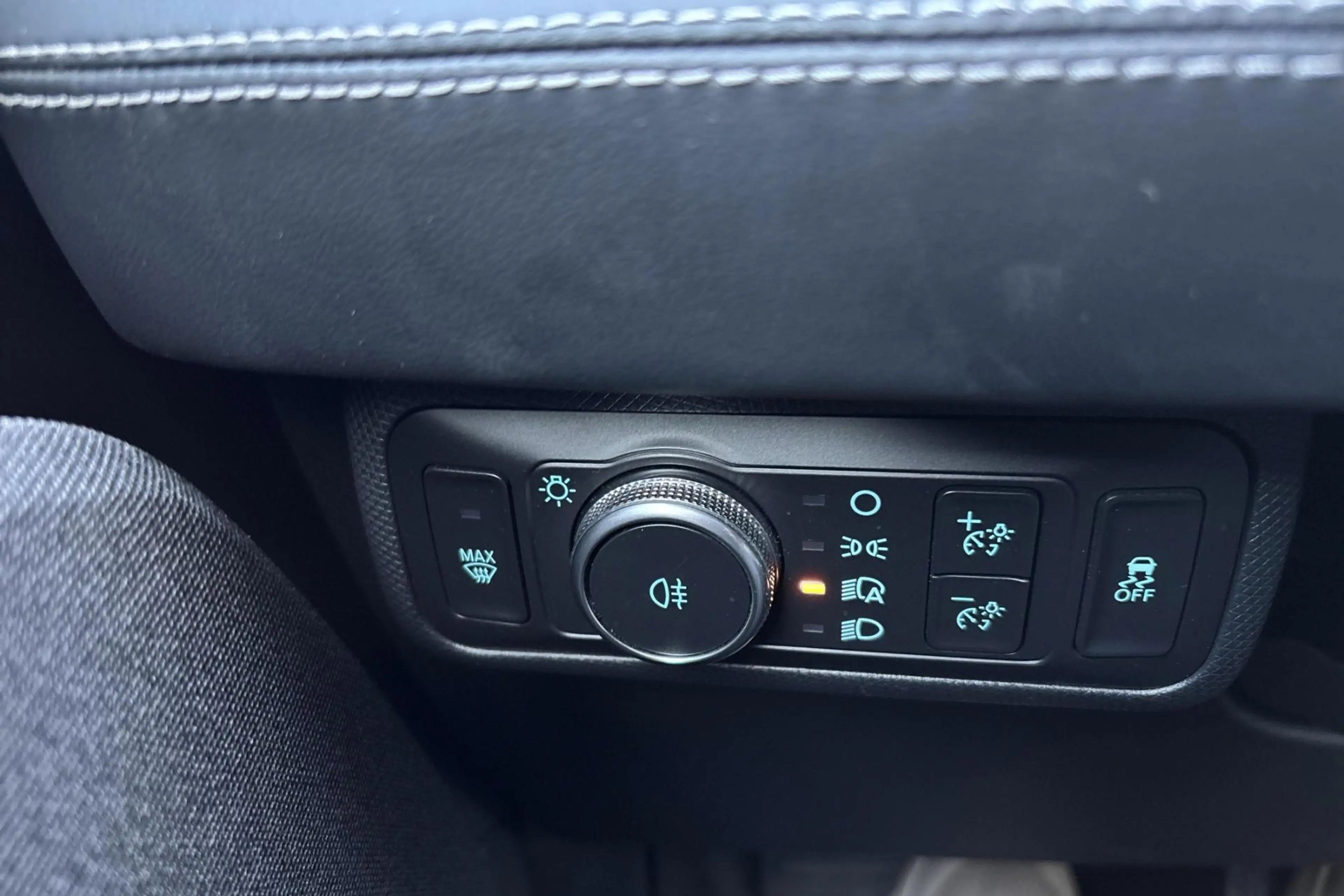 Ford Mustang Mach-E 99kWh 216kW Extended Range RWD — photo 17
