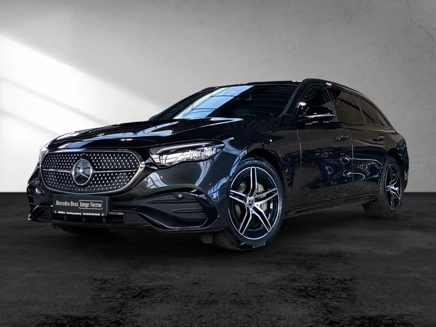 Mercedes-Benz E 300 E 300 T de AMG Line Night AHK Kamera Distr Totw. Gris - 2