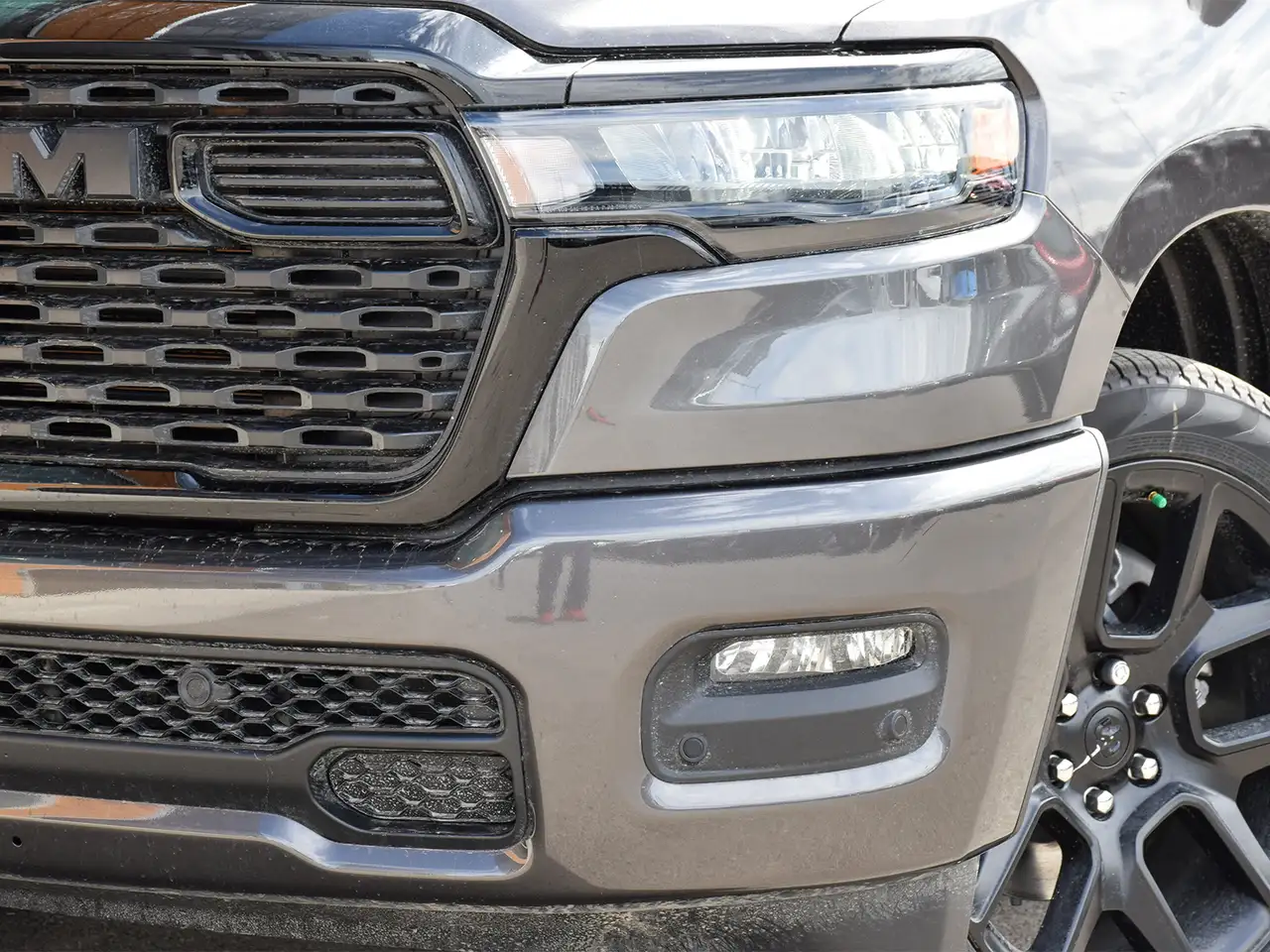 RAM 1500 снимка RAM 1500