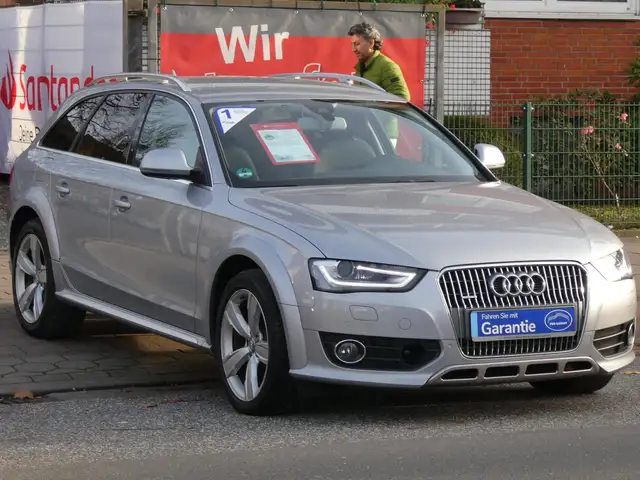 Audi A4 allroad Quattro 2.0 TDI S Tronic "TÜV bis 11/2027"