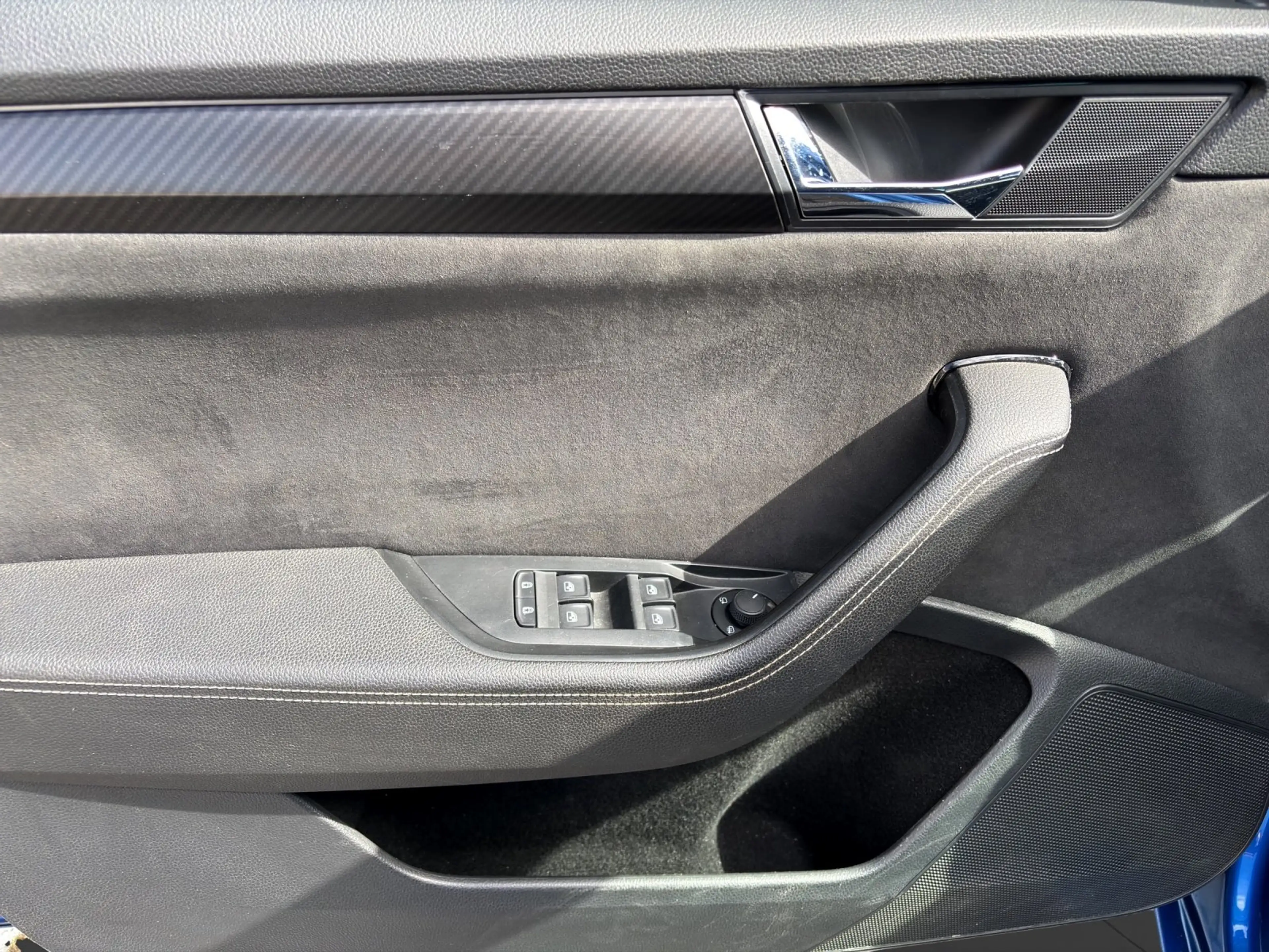 Skoda Superb COMBI 2.0 TSI DSG 4x4 SPORTLINE | LED | — photo 11