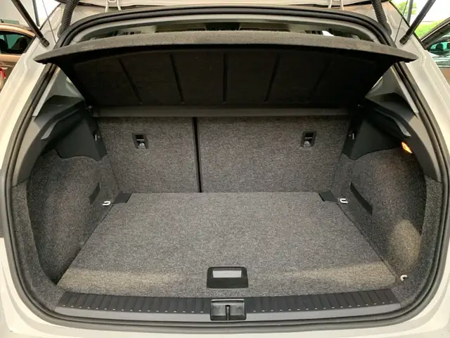 SEAT Arona view 12