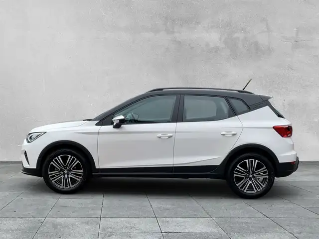 SEAT Arona view 2