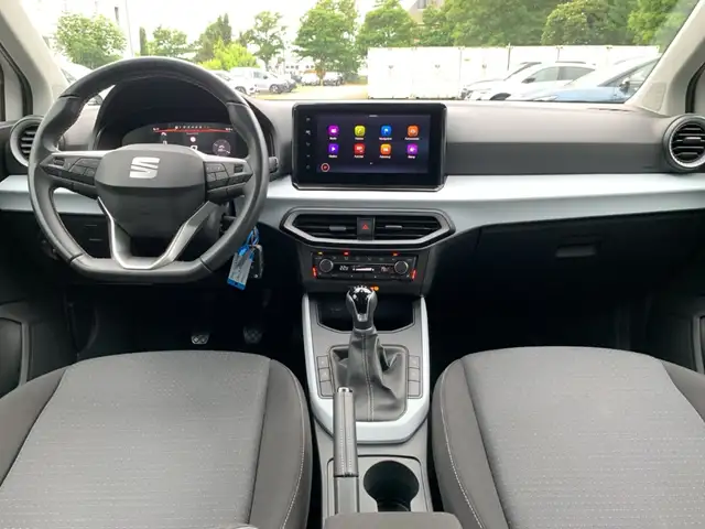 SEAT Arona view 14