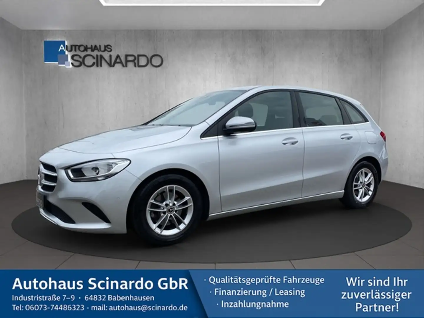 Mercedes-Benz B 180 d Style 7G-DCT *Navi**RFK*El.Heckklappe* Ezüst - 1